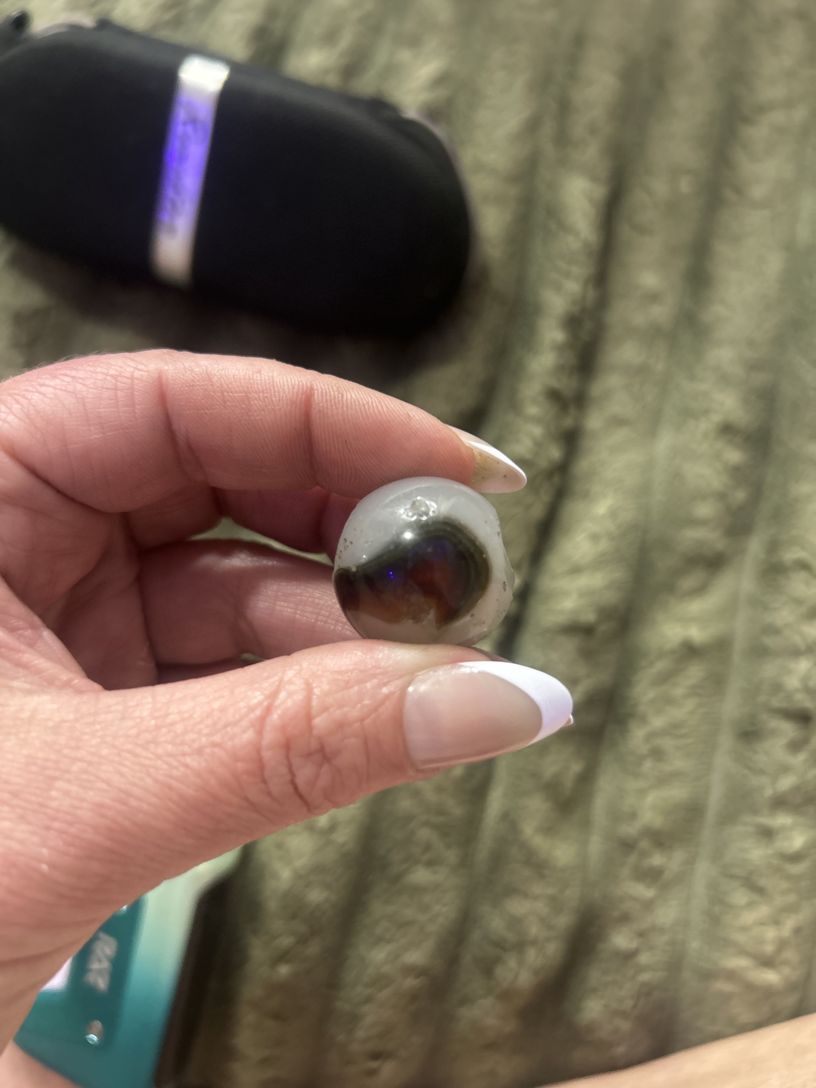 Banded Eye Agate by German Handmade (Idar-Oberstein Agate Cutters), identification view