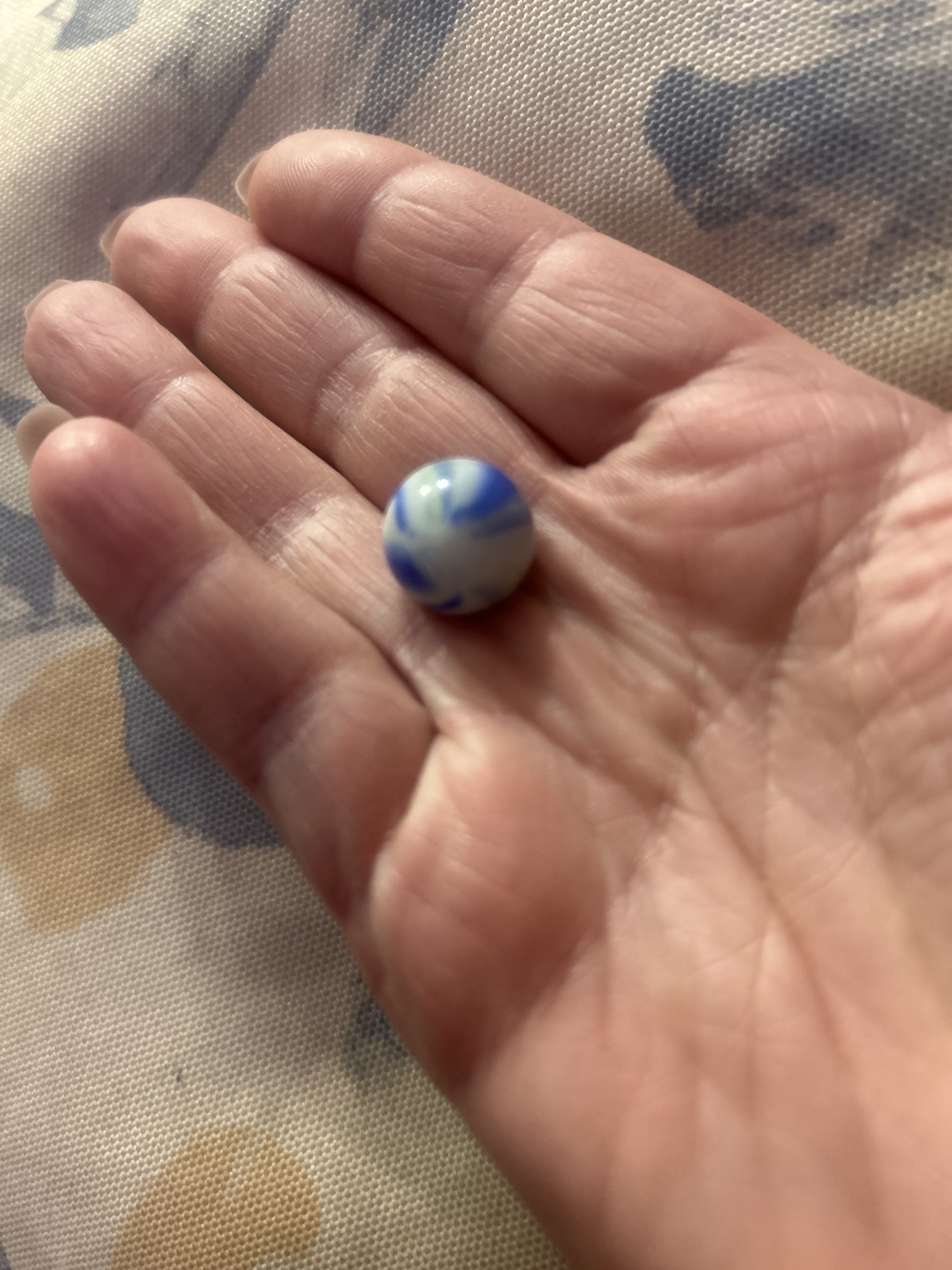 Blue and White Patch Swirl by Vitro Agate Company, identification view