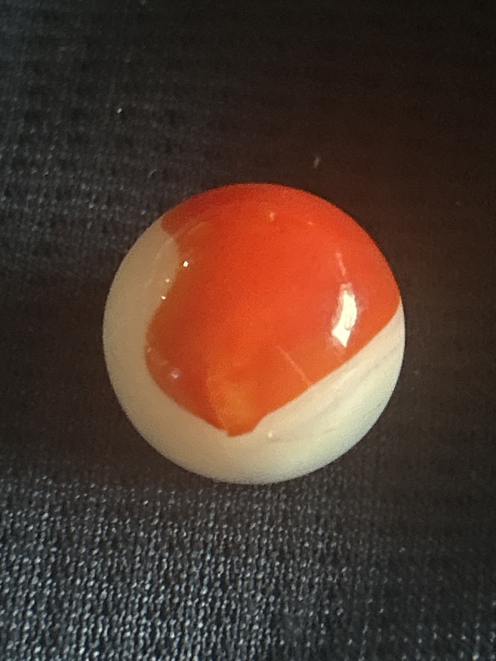 Orange Patch / NLR Slag-like Patch by Peltier Glass, identification view