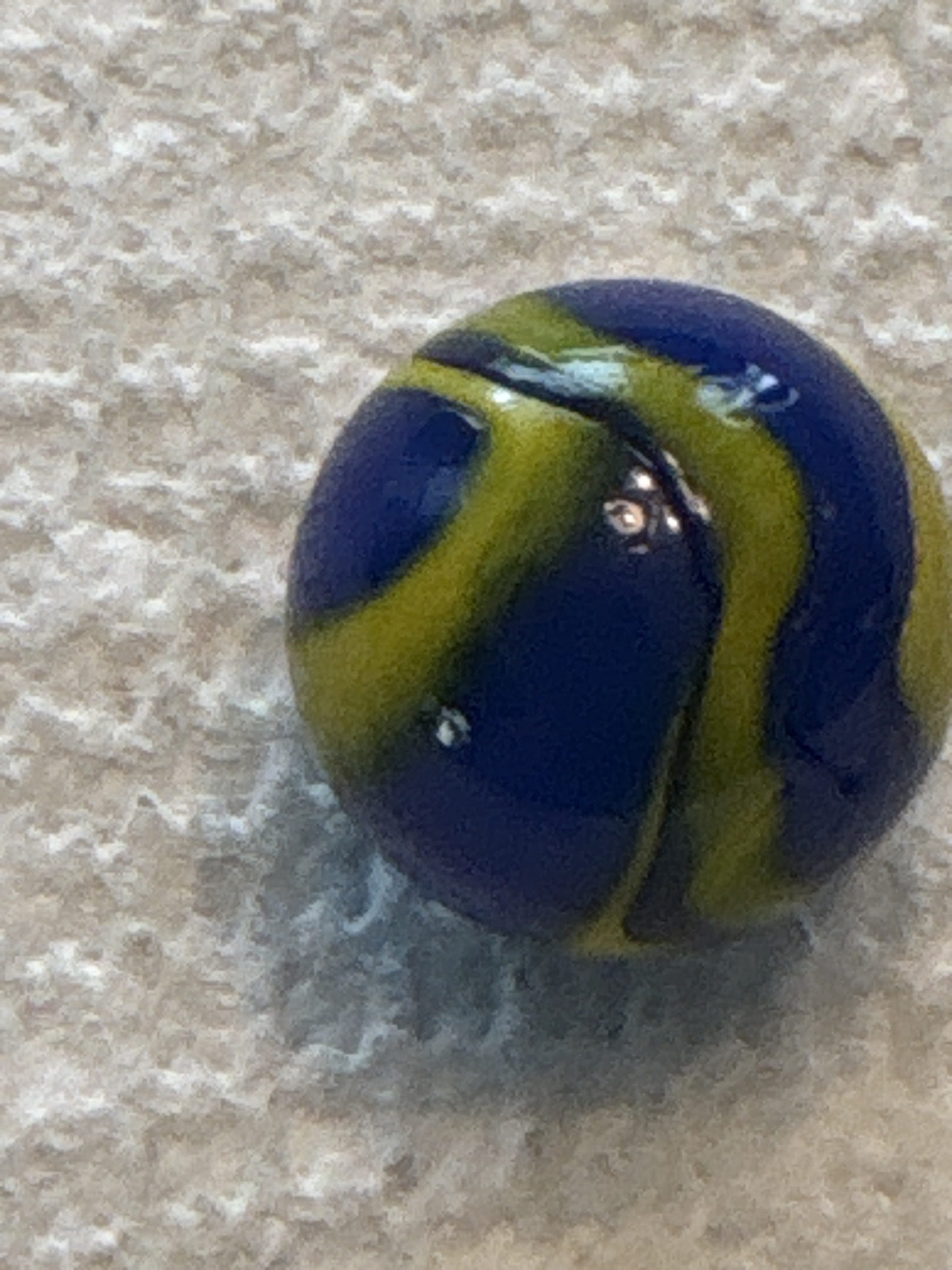 Blue and Yellow Swirl by Alley Agate, identification view