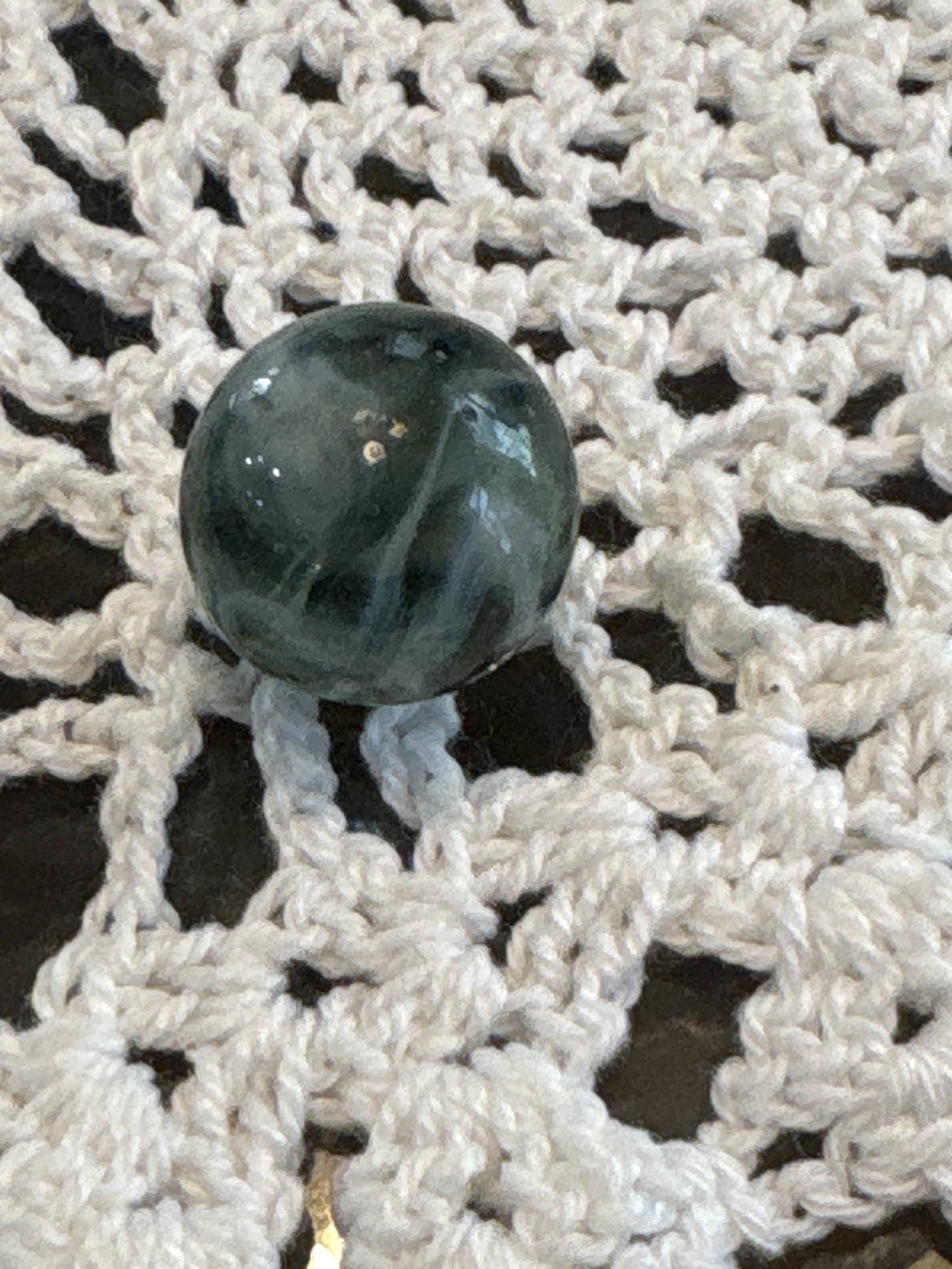 Green Swirl by Alley Agate Company, identification view