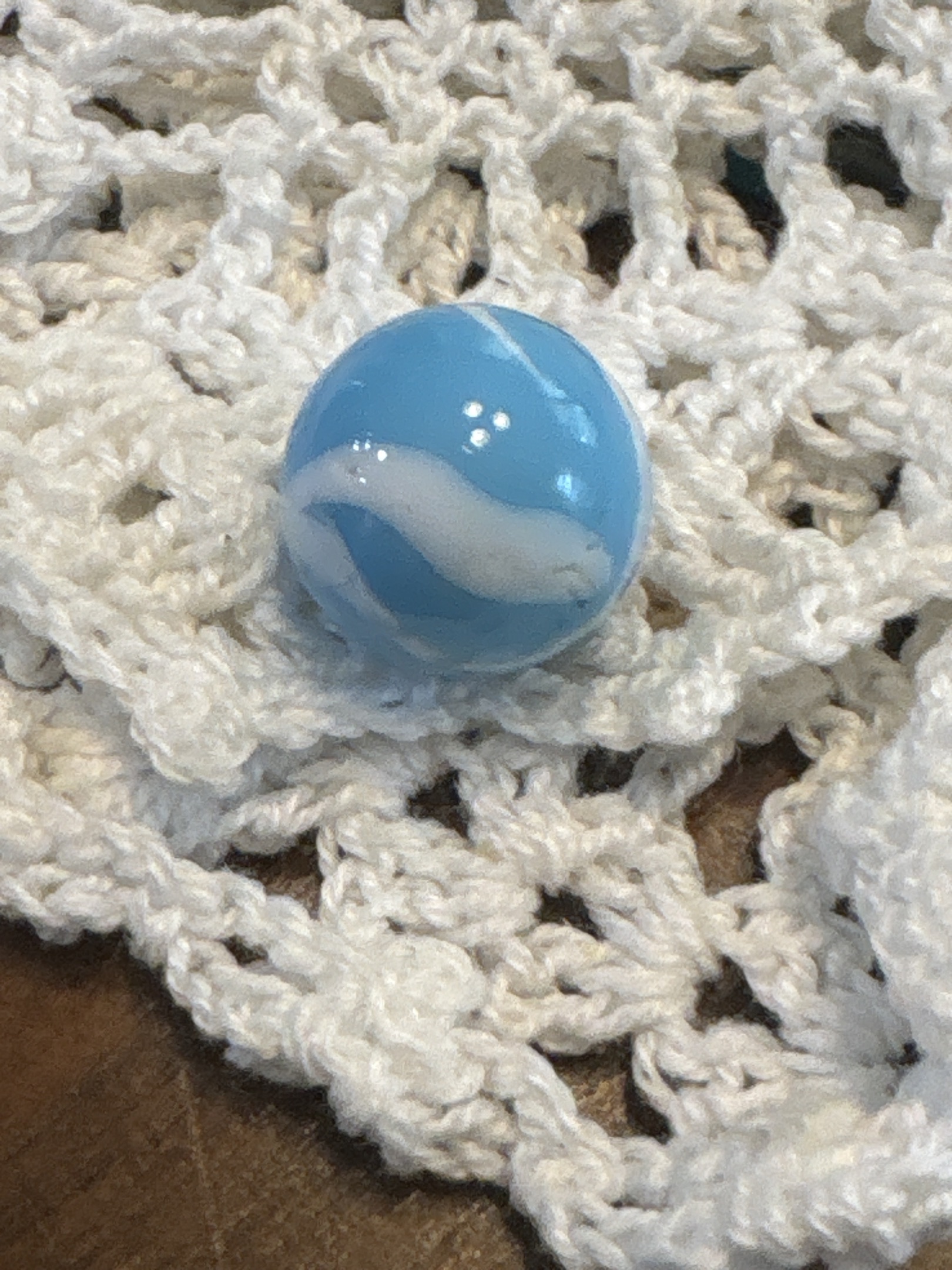Blue Slag by Akro Agate Company, identification view