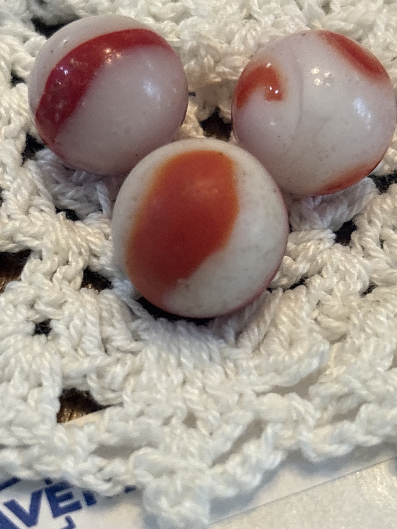 All-Red by Vitro Agate Company, identification view