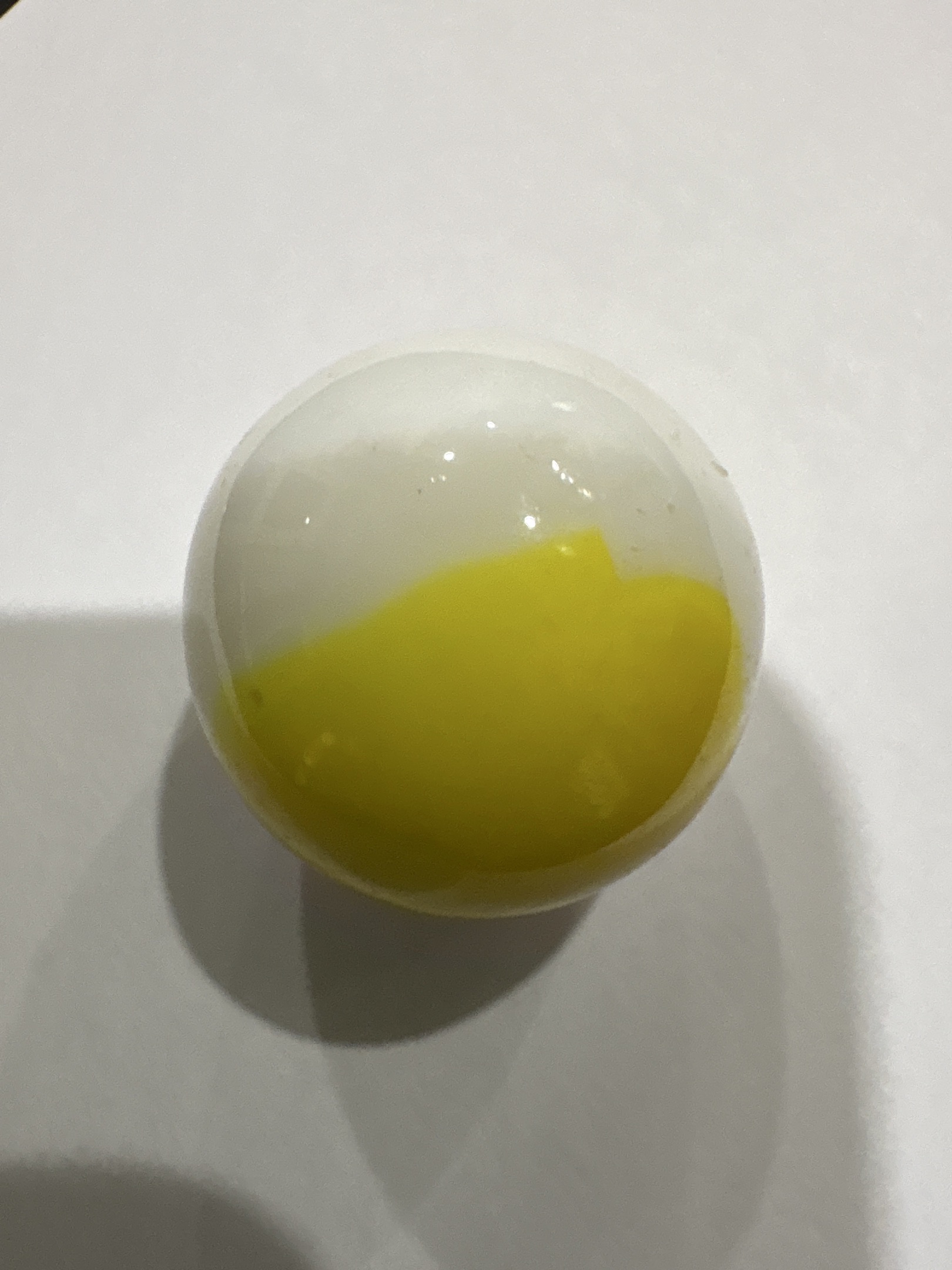 Yellow Patch Shooter by Akro Agate Company, identification view