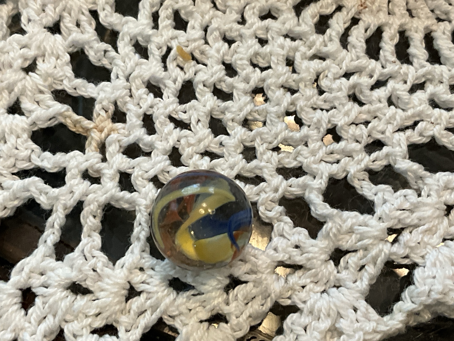 Tri-Lite by Vitro Agate Company, identification view