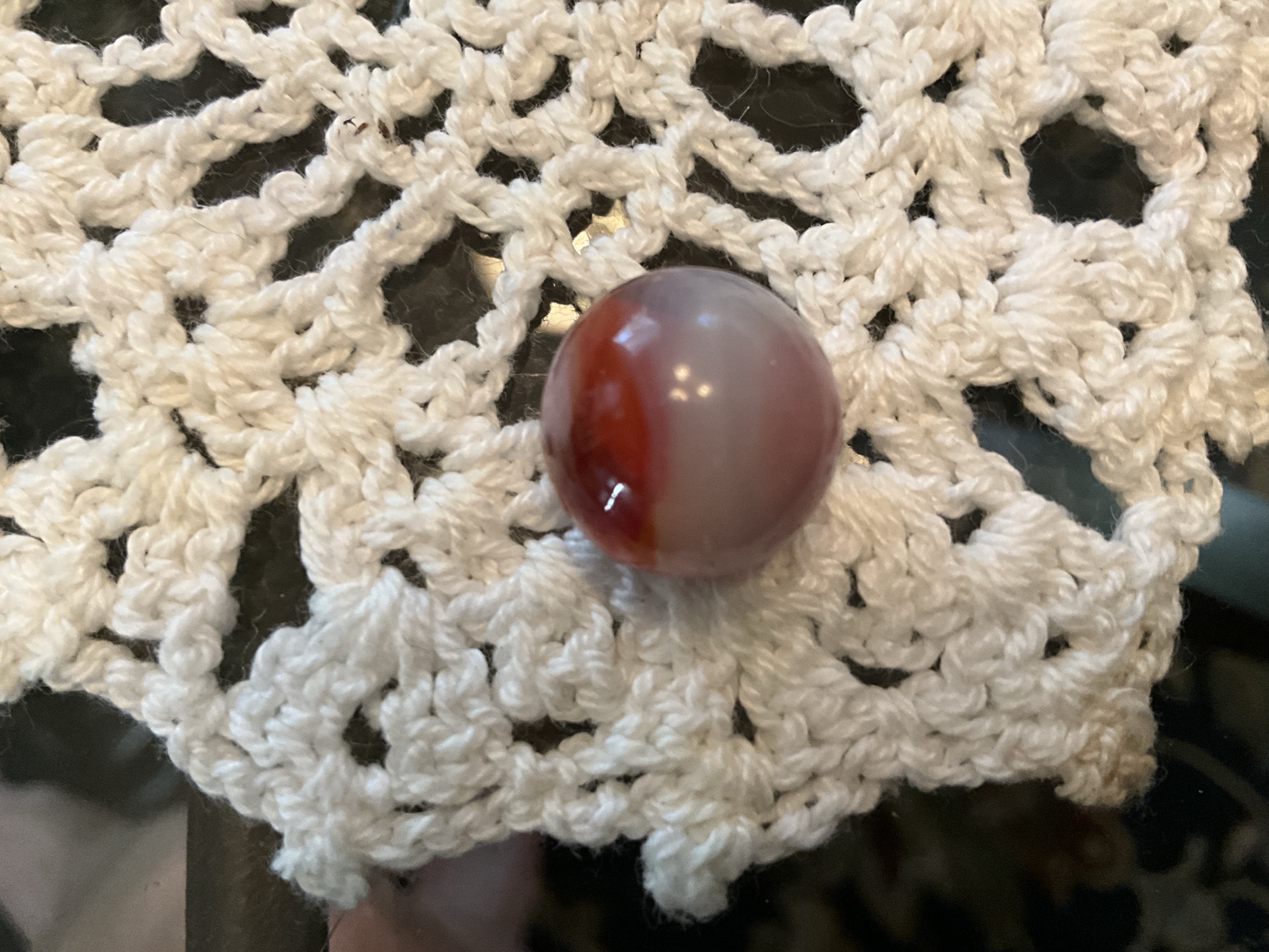 Red and Yellow on Translucent White by Vitro Agate Company, identification view