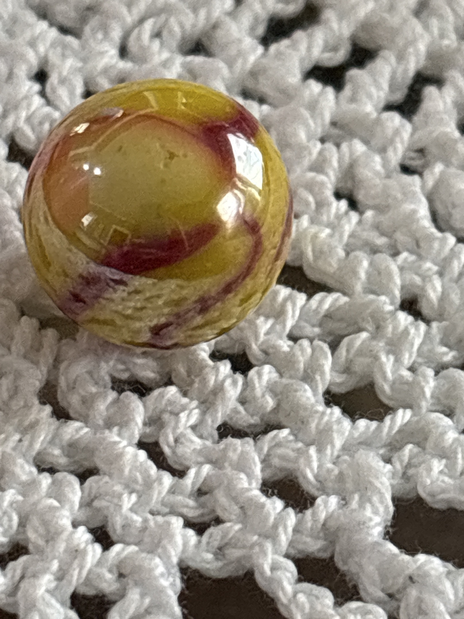 Lemonade Oxblood by Akro Agate Company