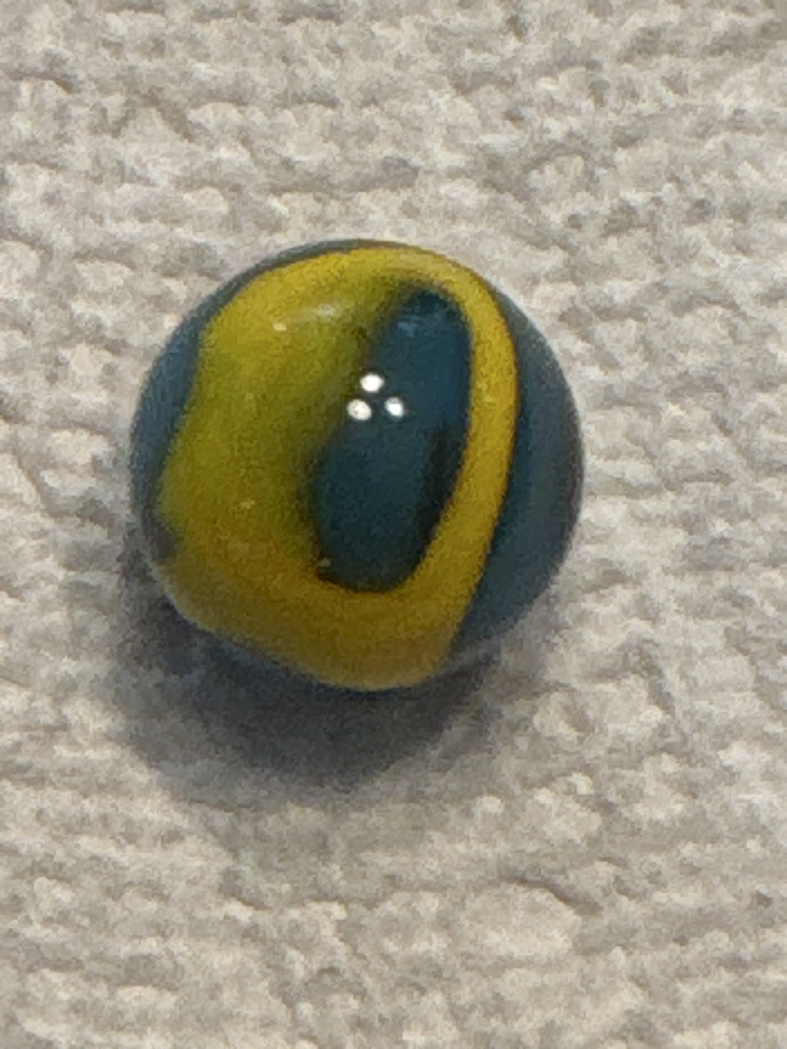 Blue & Yellow Swirl (Flame-style) by Alley Agate, identification view