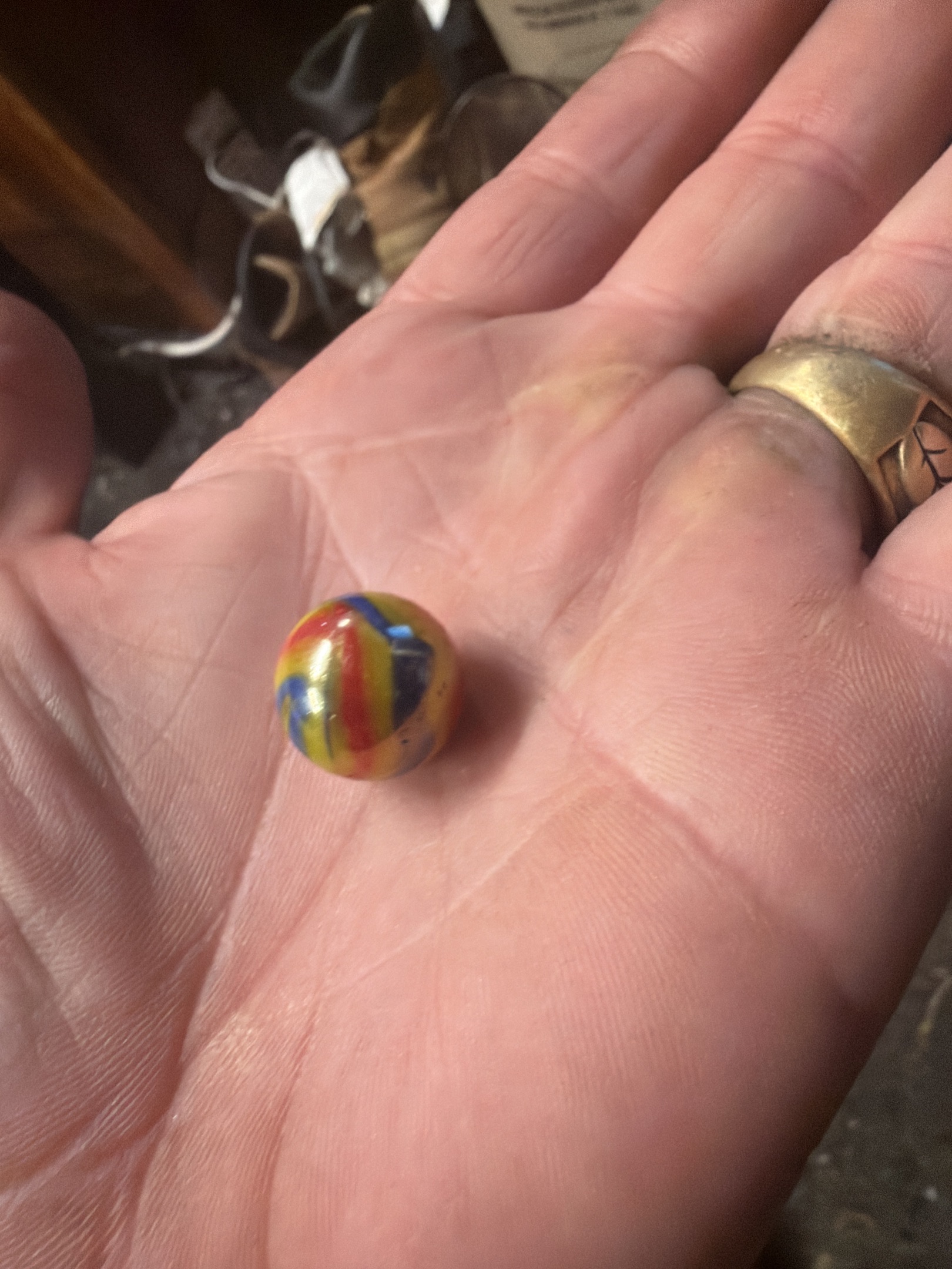 Parrot by Vitro Agate Company, identification view