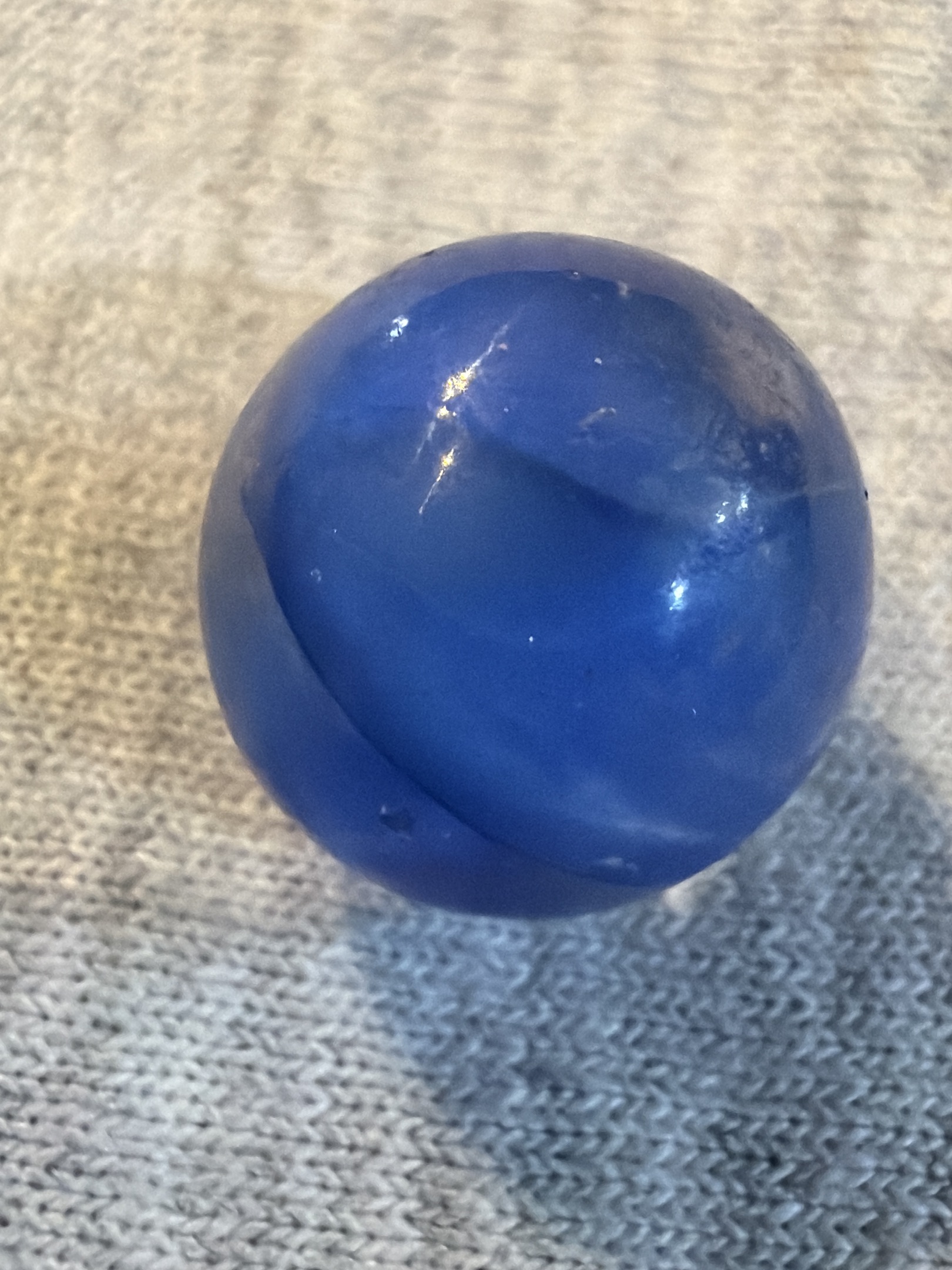 Blue Moonie by Akro Agate, identification view