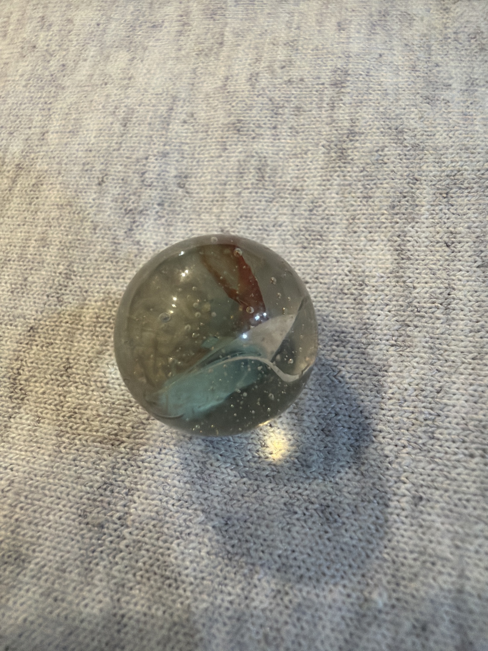 Tri-Color Hybrid Cat's Eye by Vitro Agate, identification view