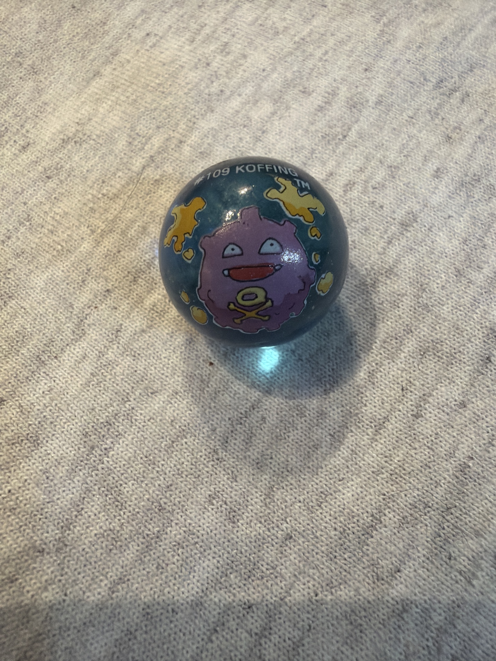 Koffing #109 by Toy Biz (Licensed by Nintendo / Creatures Inc.)