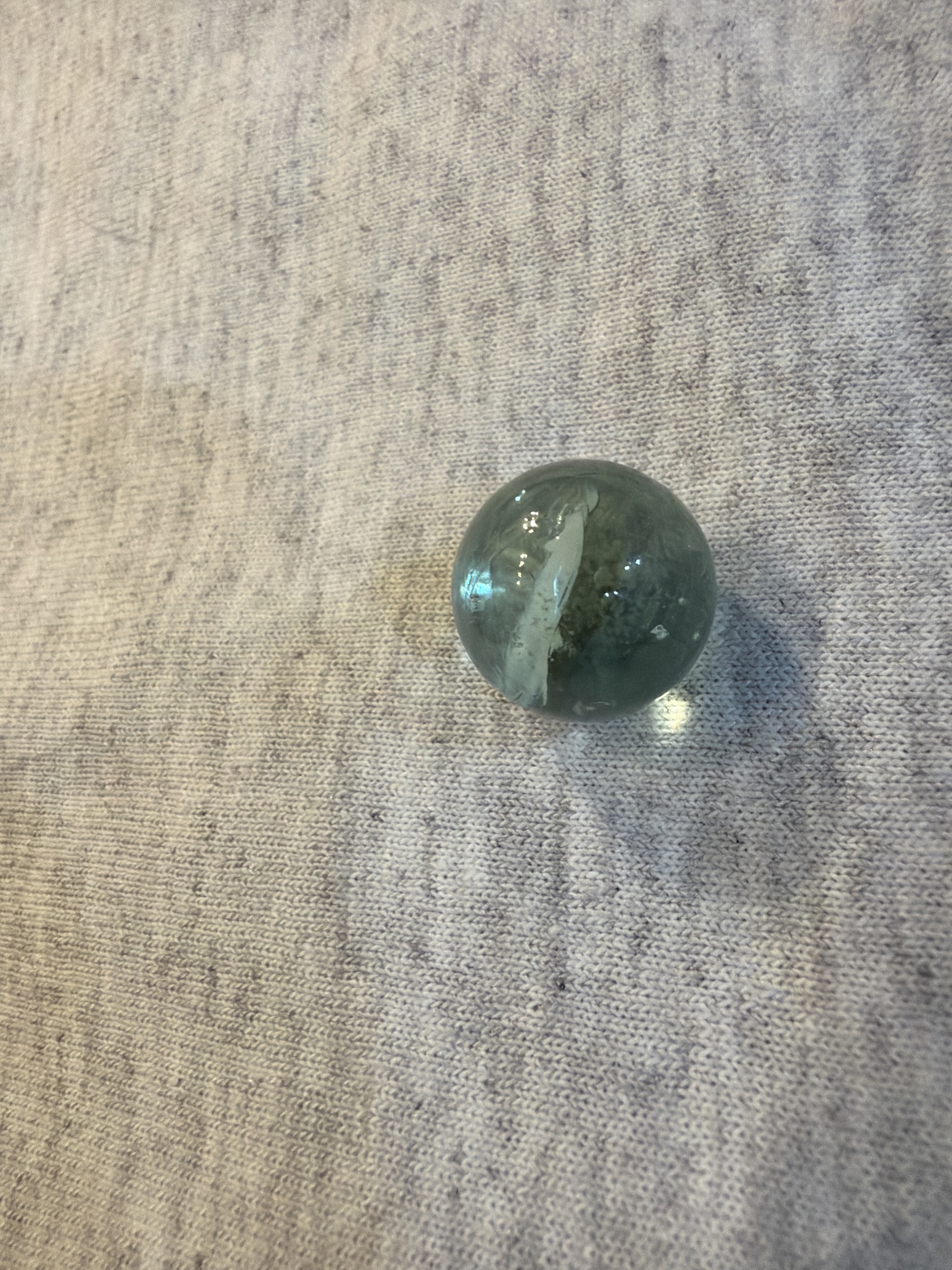 White Ribbon Clearie by Vitro Agate, identification view
