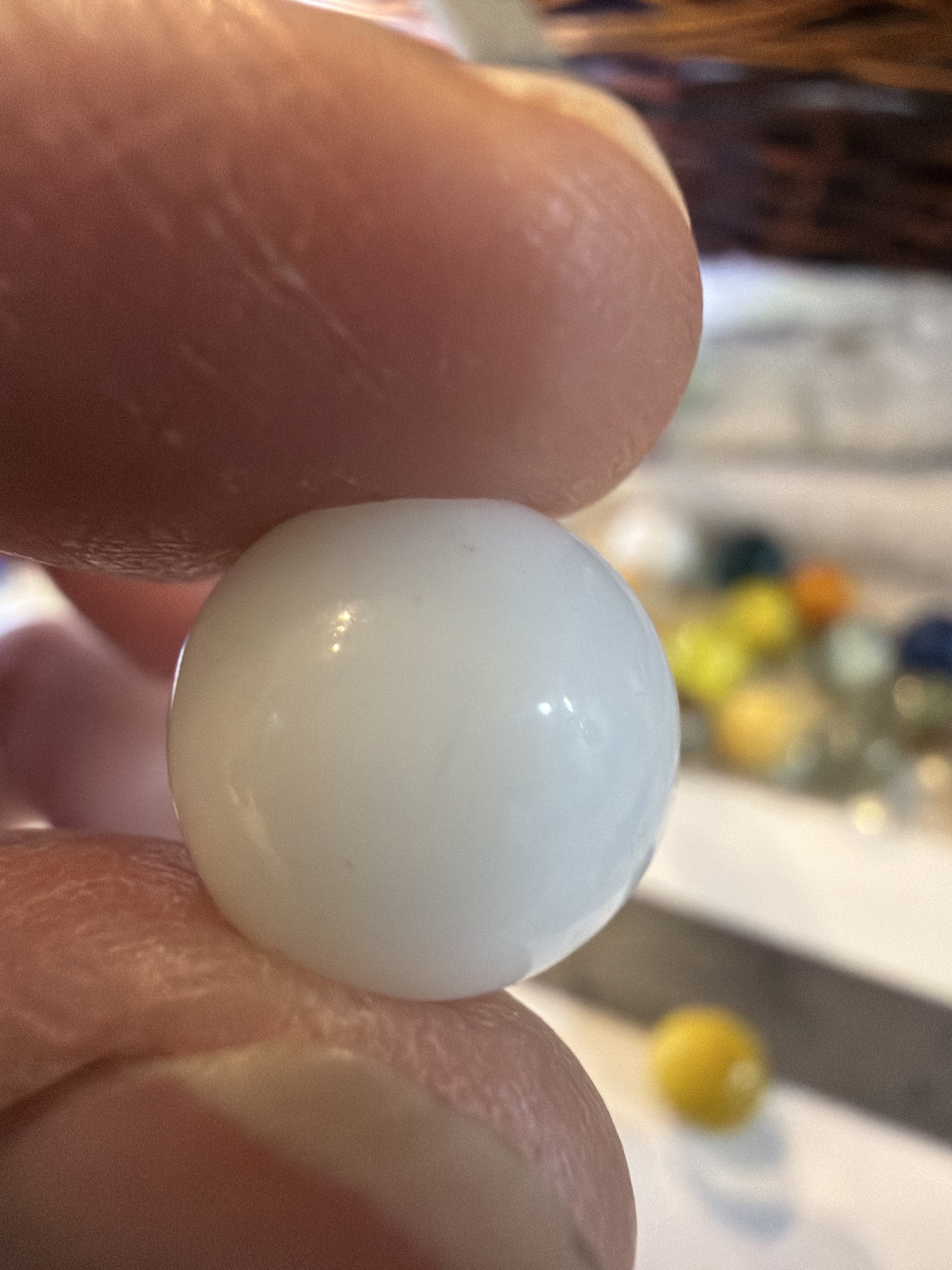 Milky White Opaque by Vitro Agate, identification view