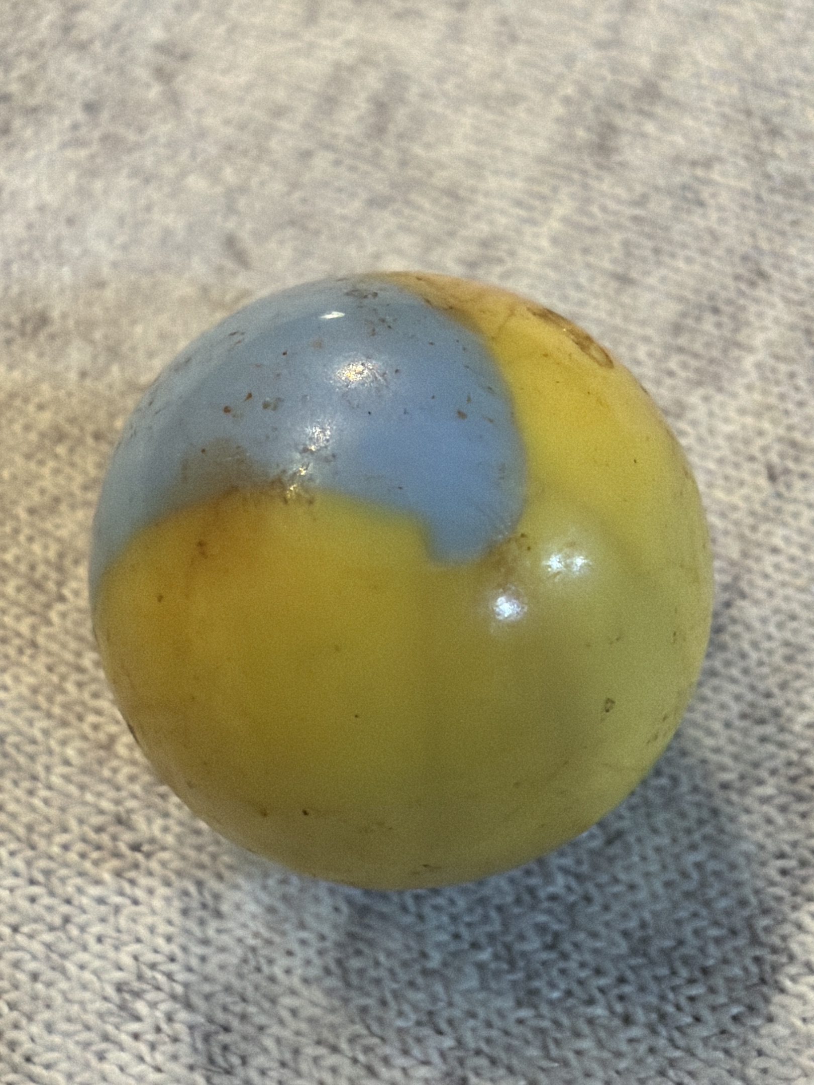 Peerless Patch - Blue and Yellow by Peltier Glass Company, identification view