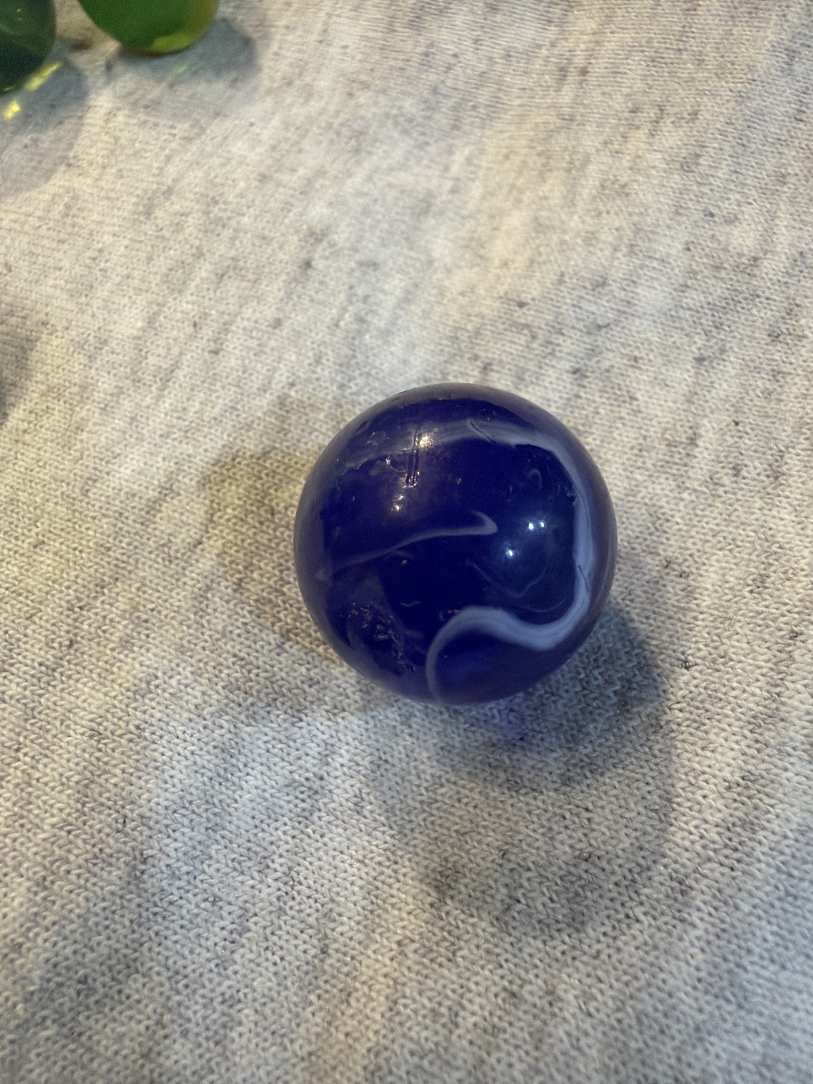 Blue Onyx by Akro Agate, identification view