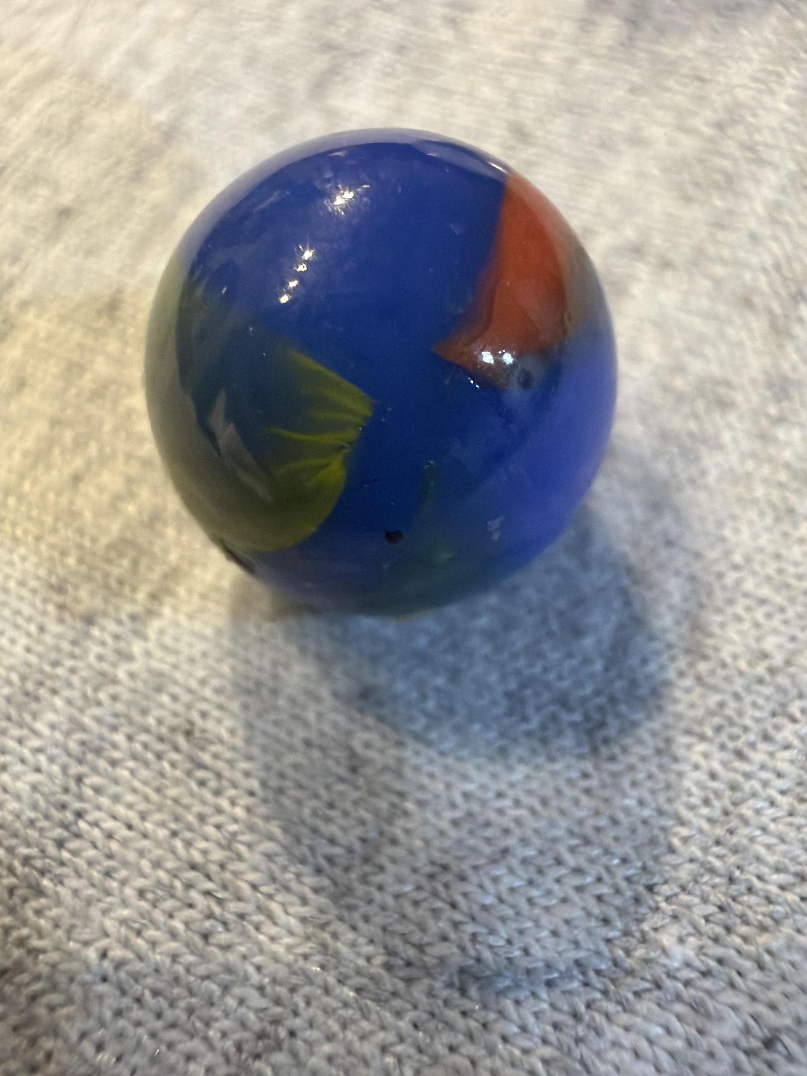 Parrot - Tri-Color Patch on Blue by Vitro Agate