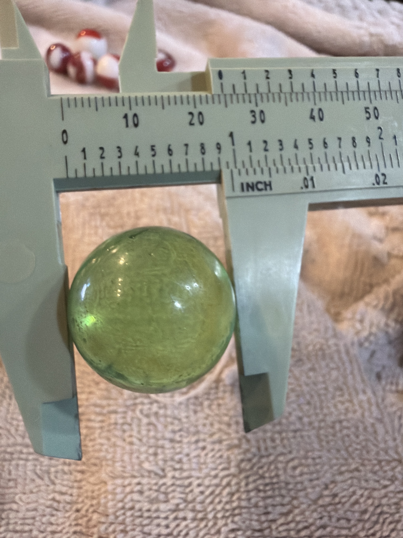 Green Clearie Shooter by Vitro Agate, identification view