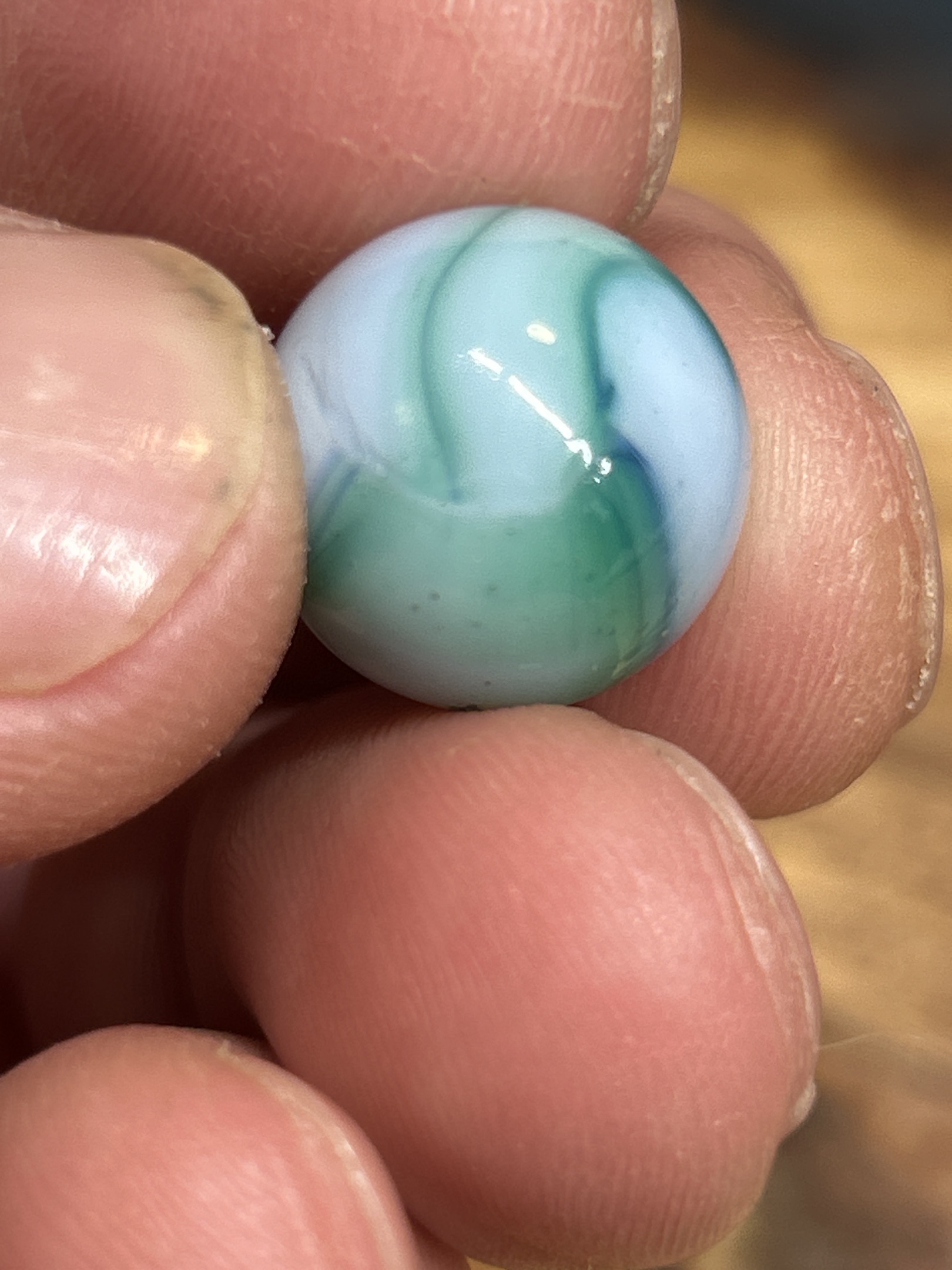Blue-Green Rainbo by Peltier Glass, identification view