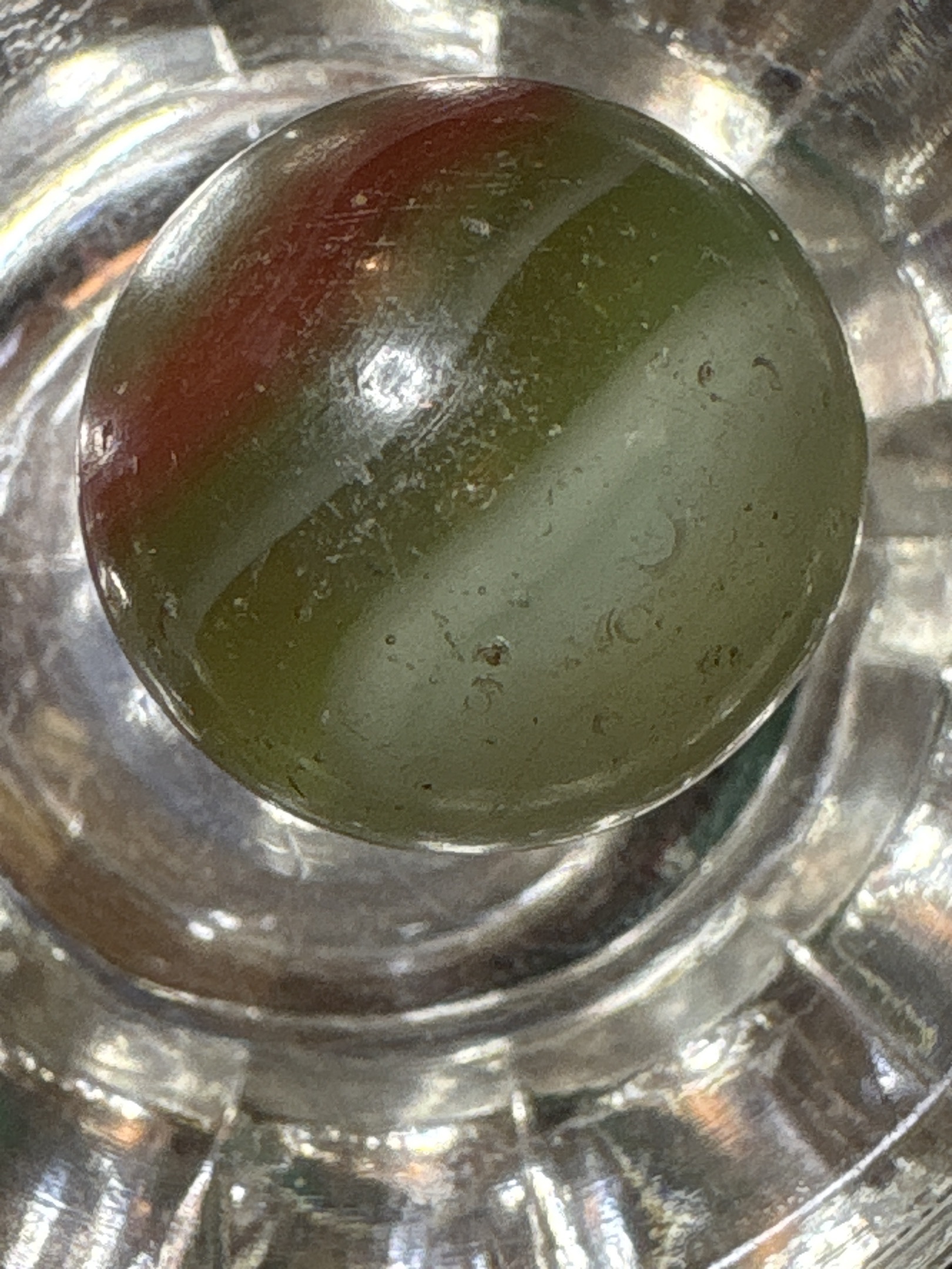 Multi-vane Green and Red by Japanese (Import), identification view