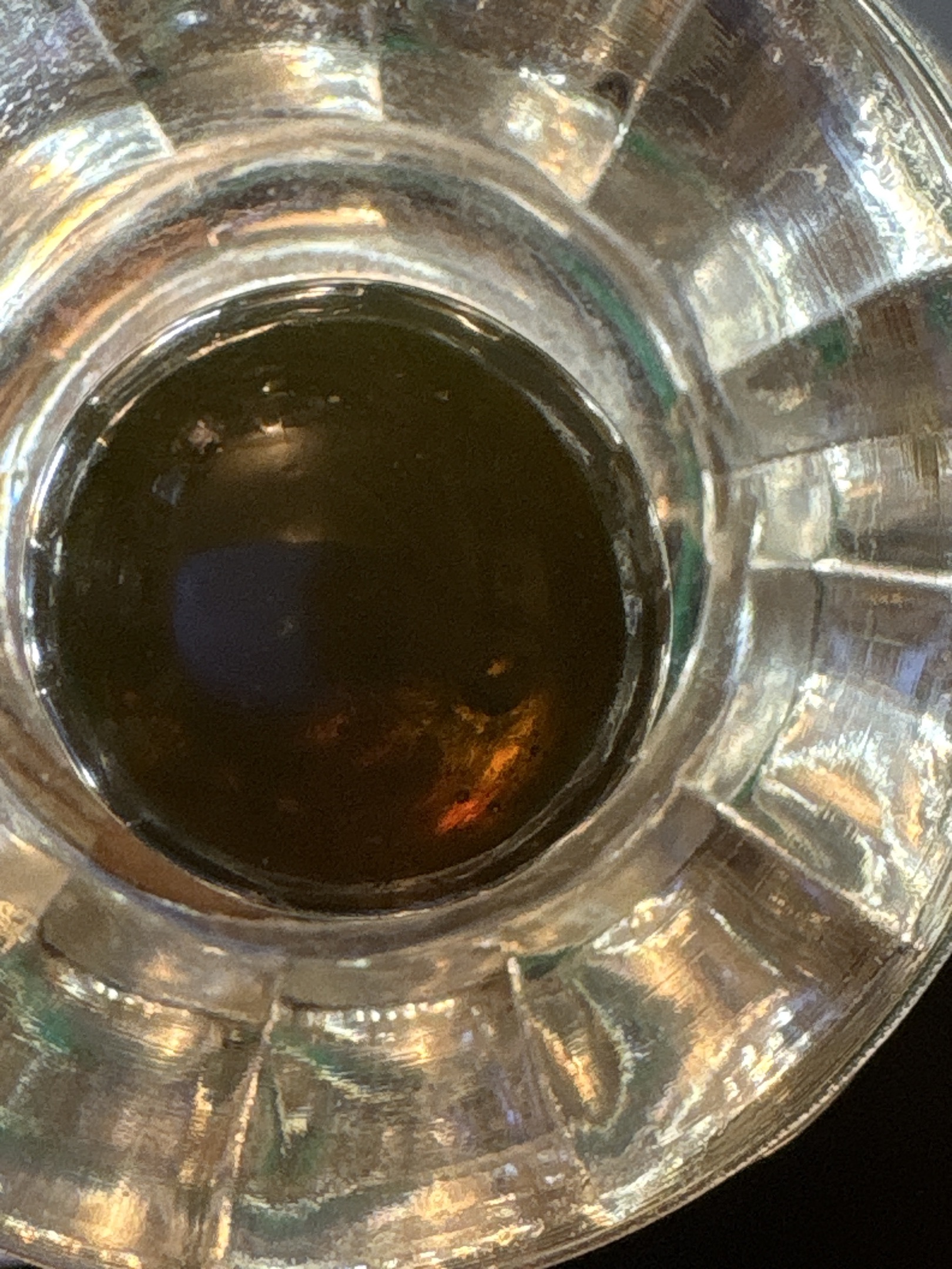 Black Amber Flint by Akro Agate Company, identification view