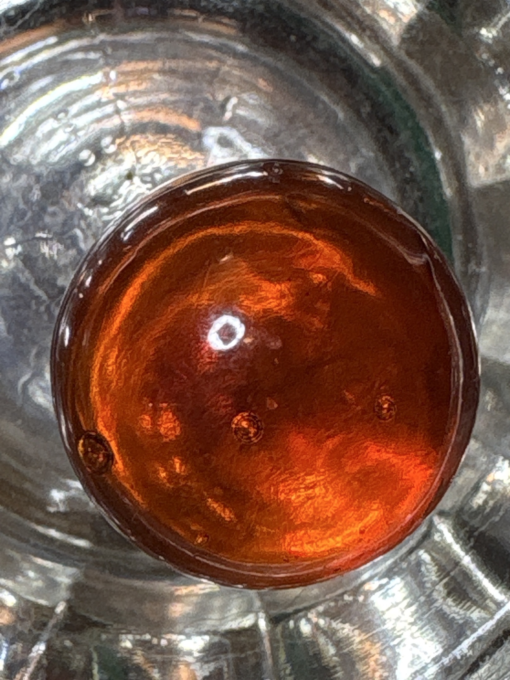 Amber Clearie by Akro Agate Company, identification view