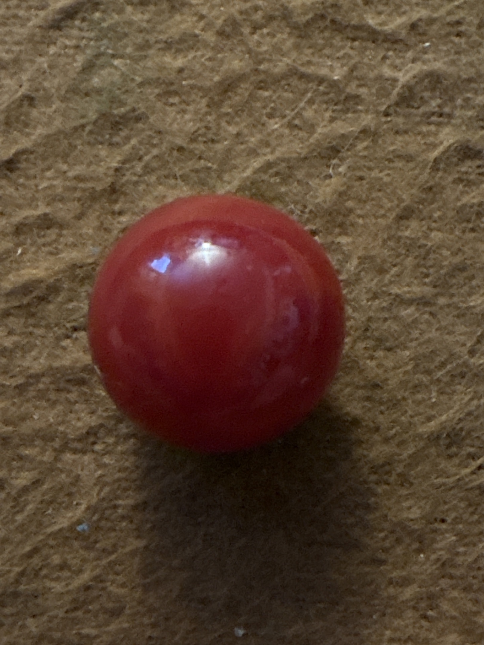 Solid Red Game Marble by Vitro Agate / Akro Agate, identification view