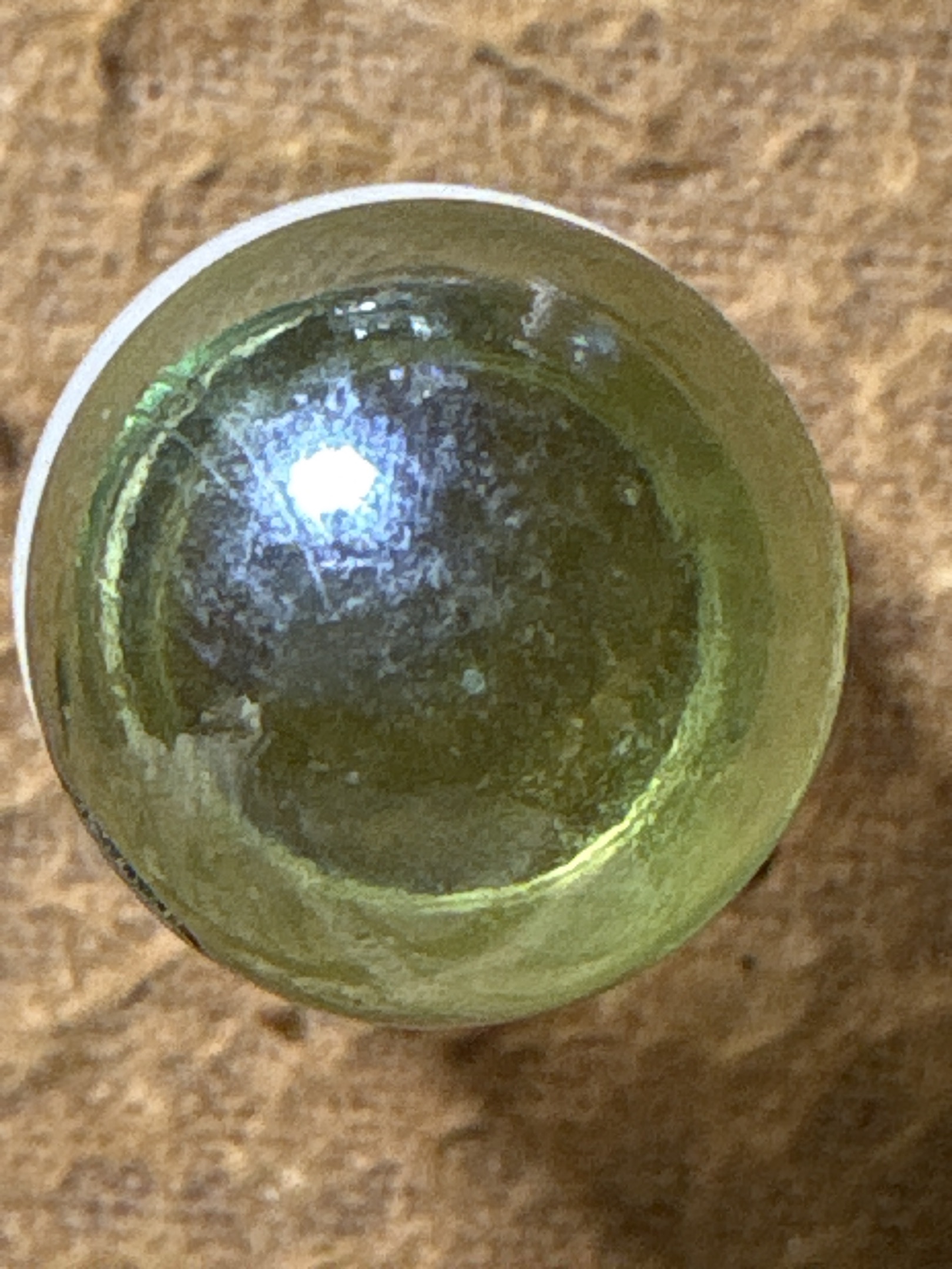 Chartreuse by Vitro Agate, identification view