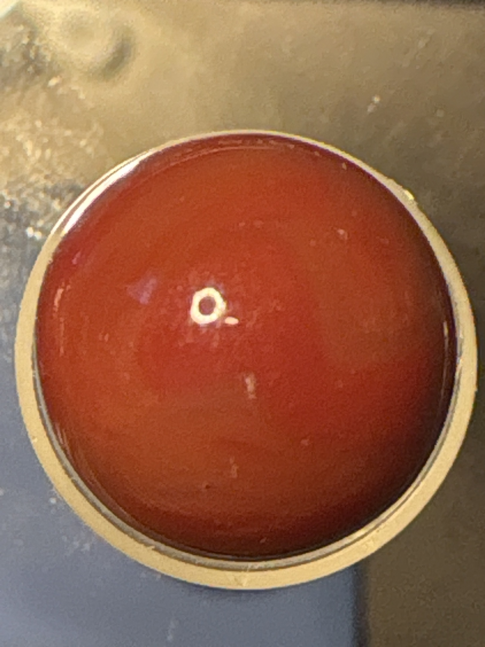 Game Marble (Red) by Akro Agate Company, identification view