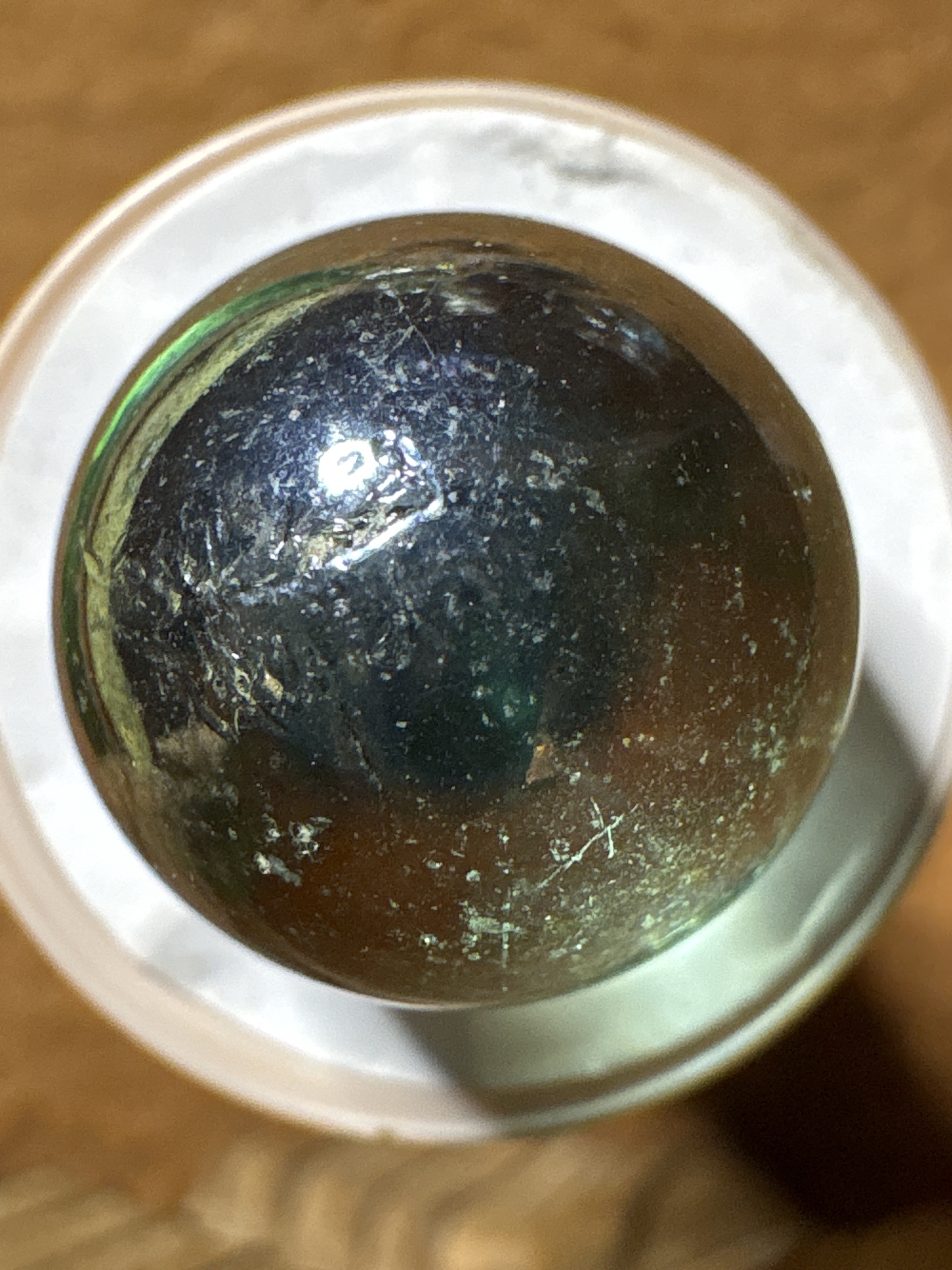 Black Cat by Vitro Agate Company, identification view