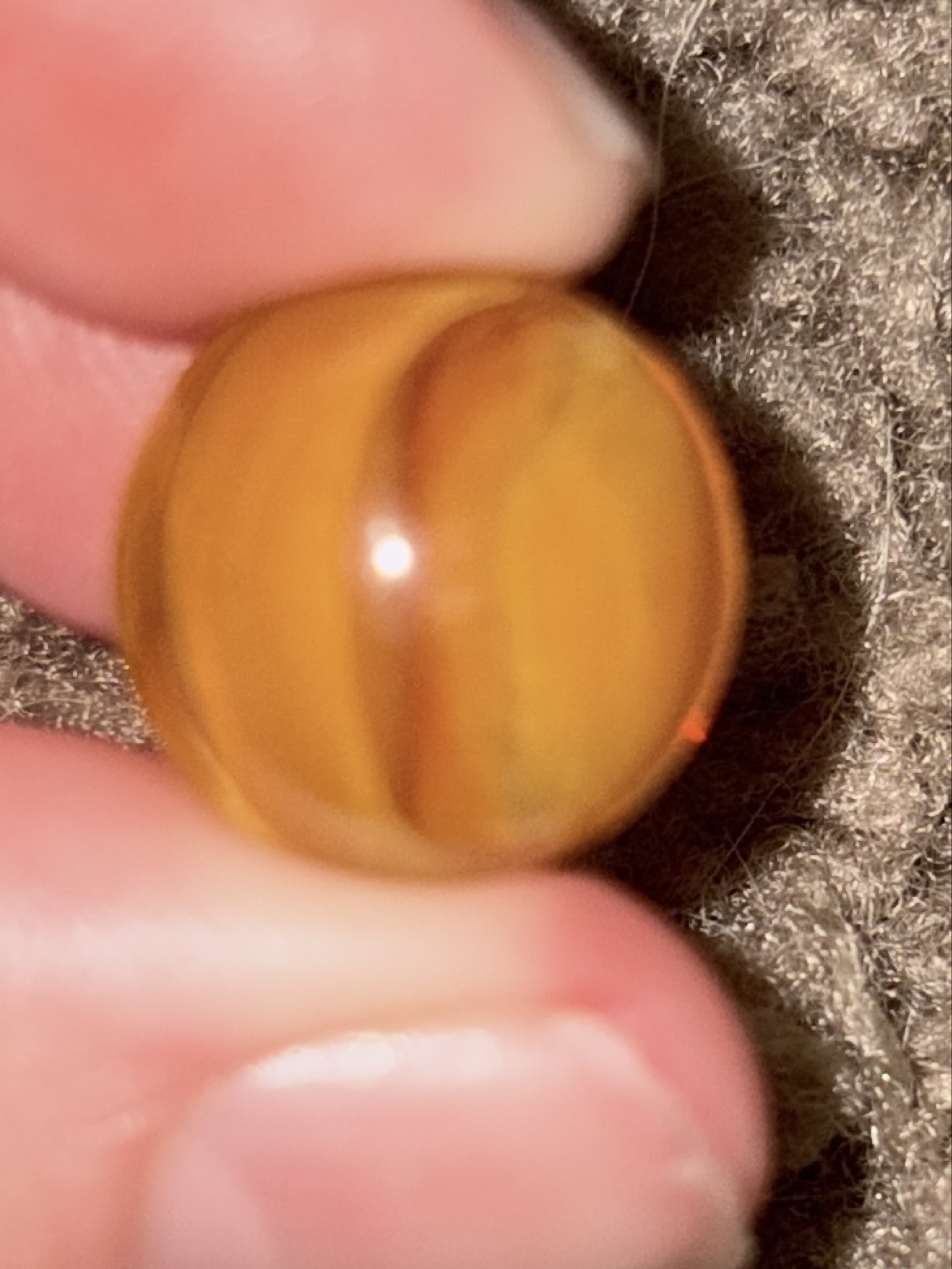 Honey Cat's Eye by Vitro Agate, identification view