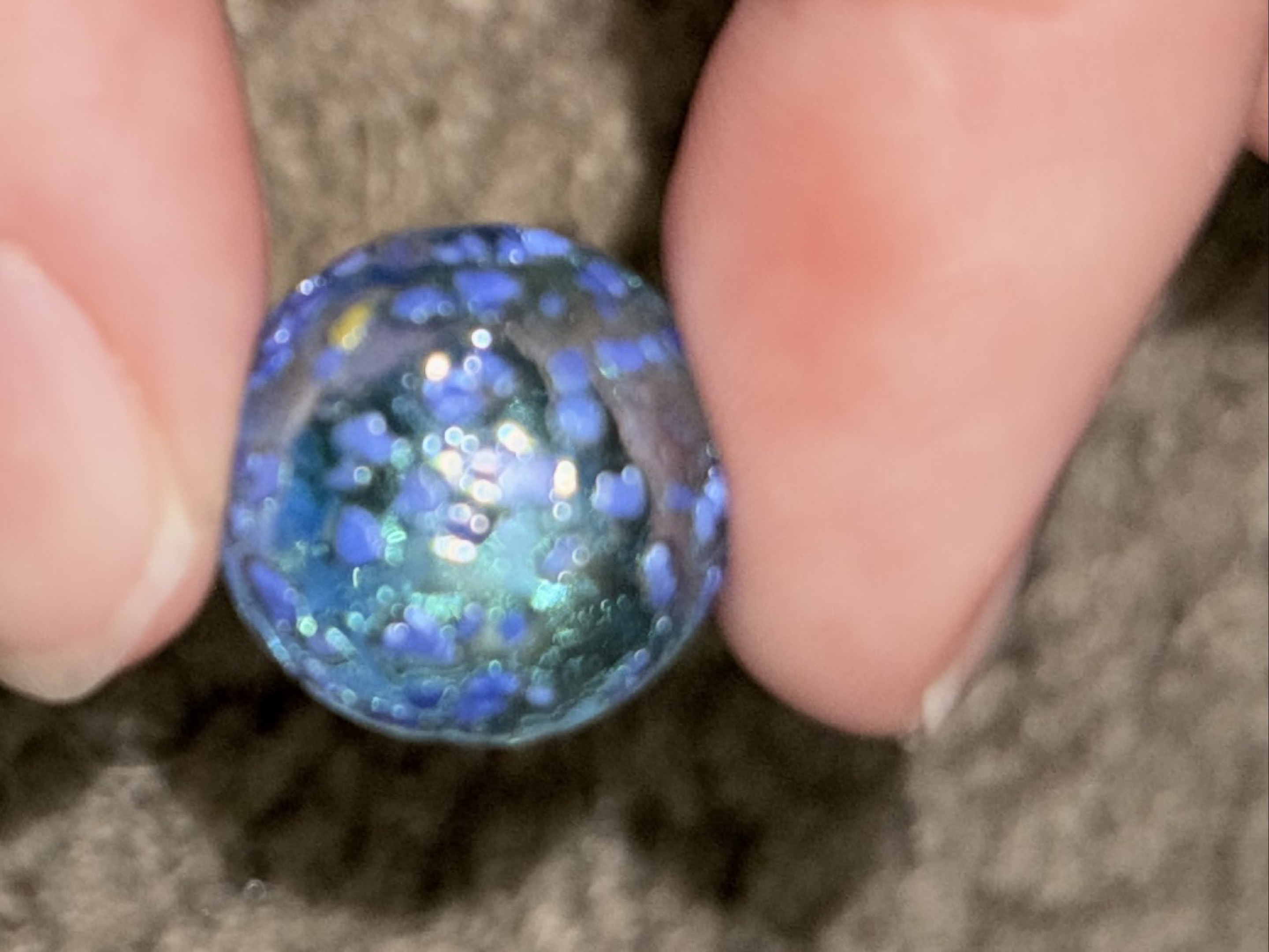 Blue Galaxy Confetti Frit by Vacor de Mexico, identification view