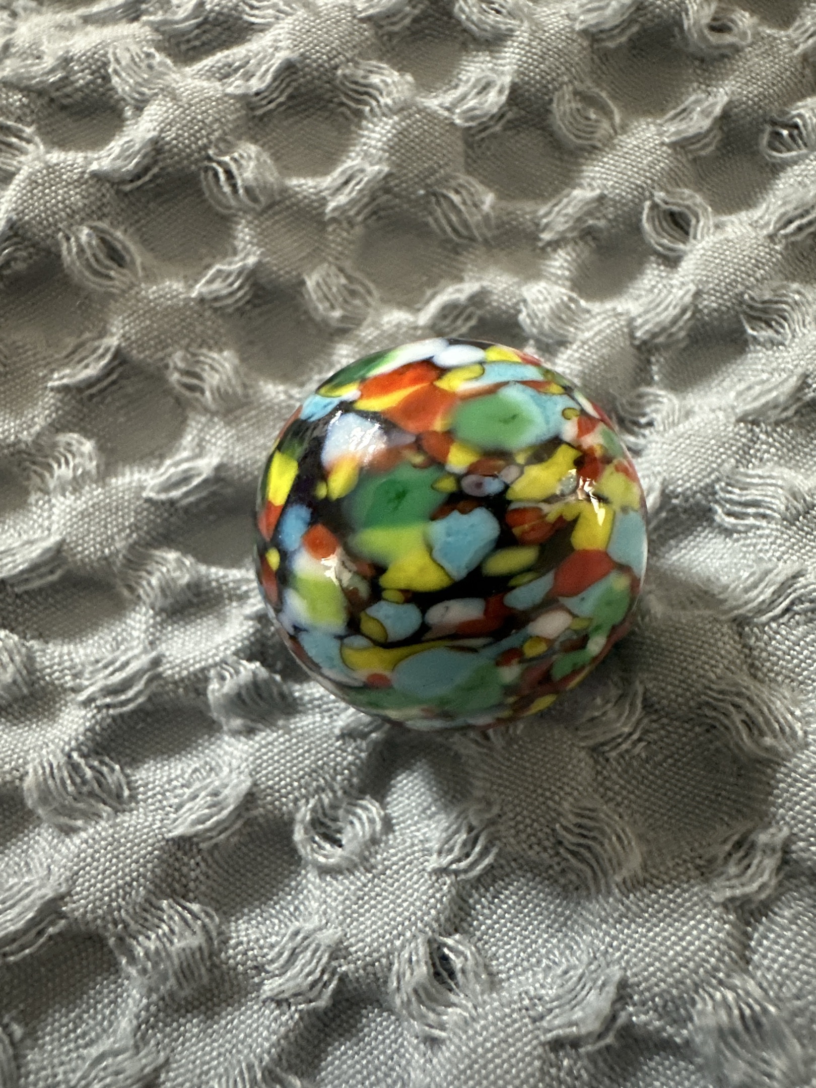 Confetti by Vacor de Mexico, identification view