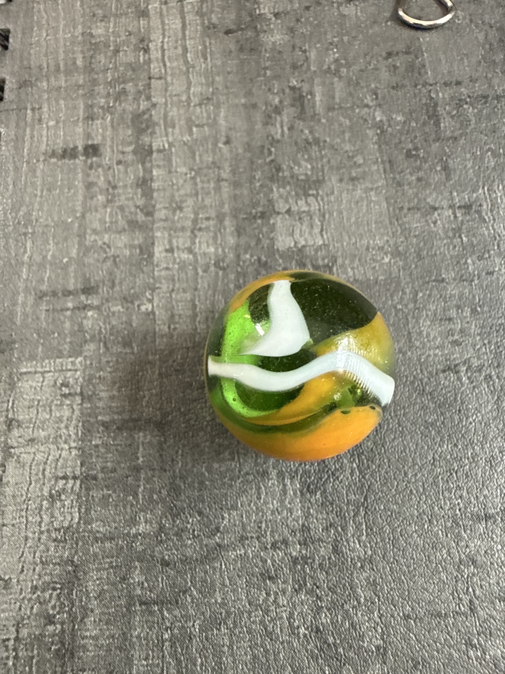 Parrot (Variant) by Vitro Agate Company, identification view