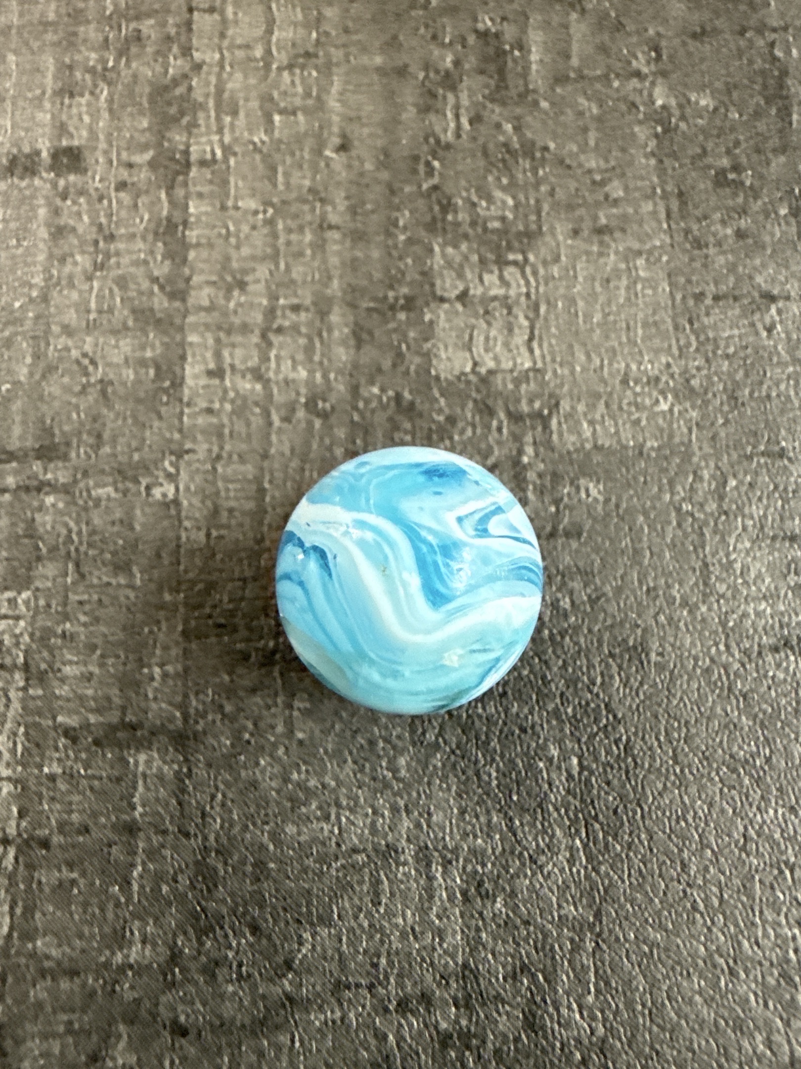 Blue Slag by Akro Agate Company, identification view