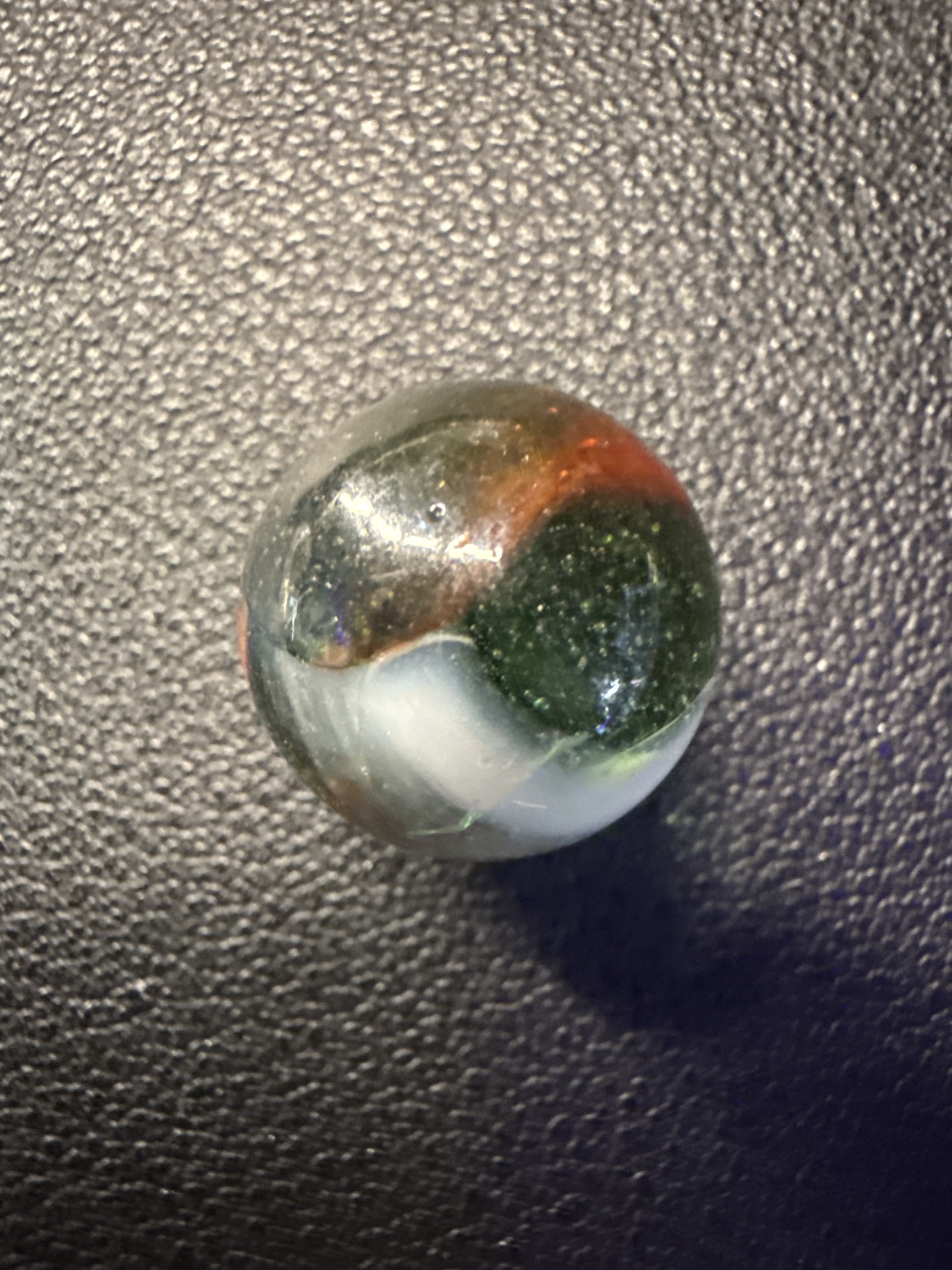 Tri-Lite by Vitro Agate Company, identification view
