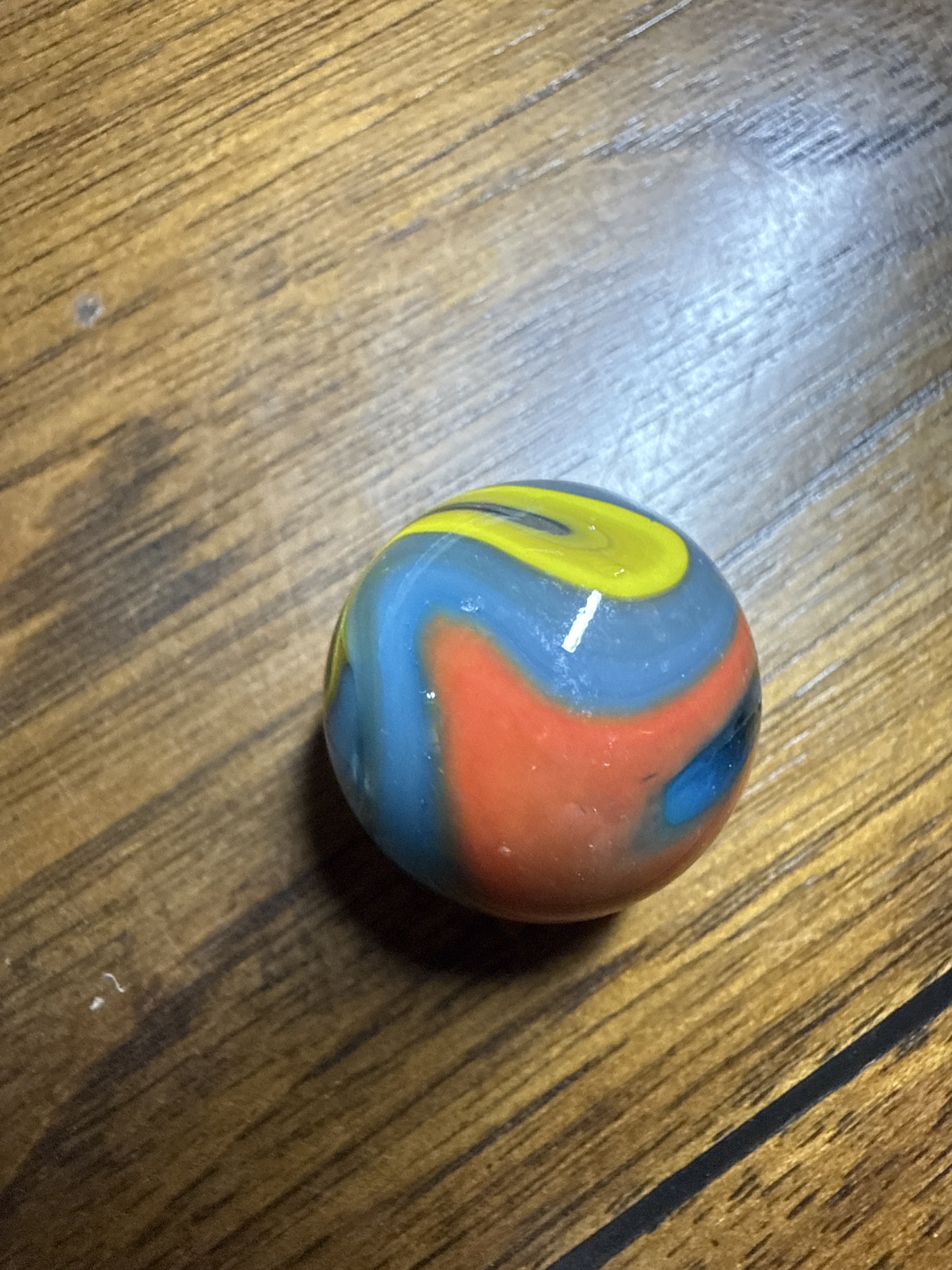 Superman by Akro Agate Company, identification view