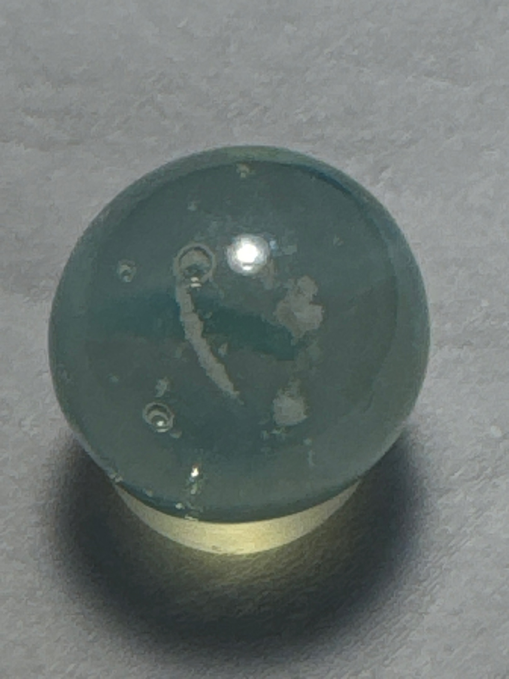Aquamarine Clearie by Vitro Agate, identification view