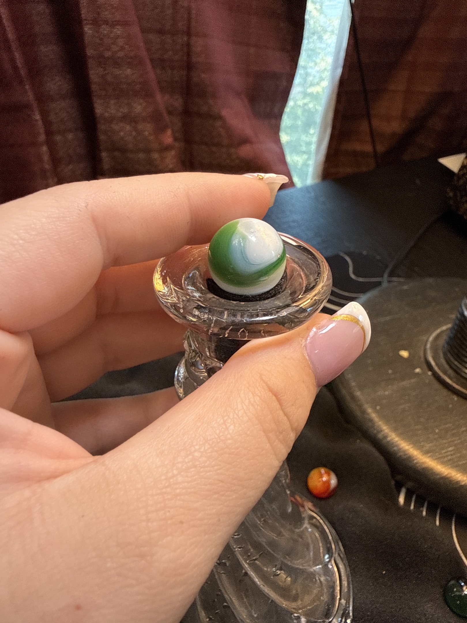 Green and White Corkscrew by Akro Agate Company, identification view