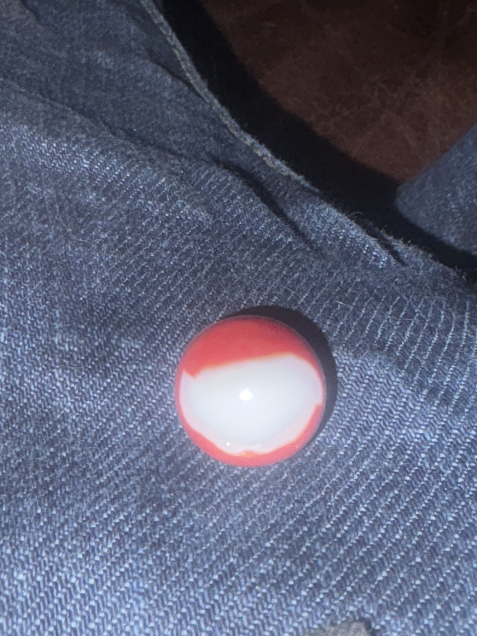 Red and White Conqueror by Vitro Agate Company, identification view