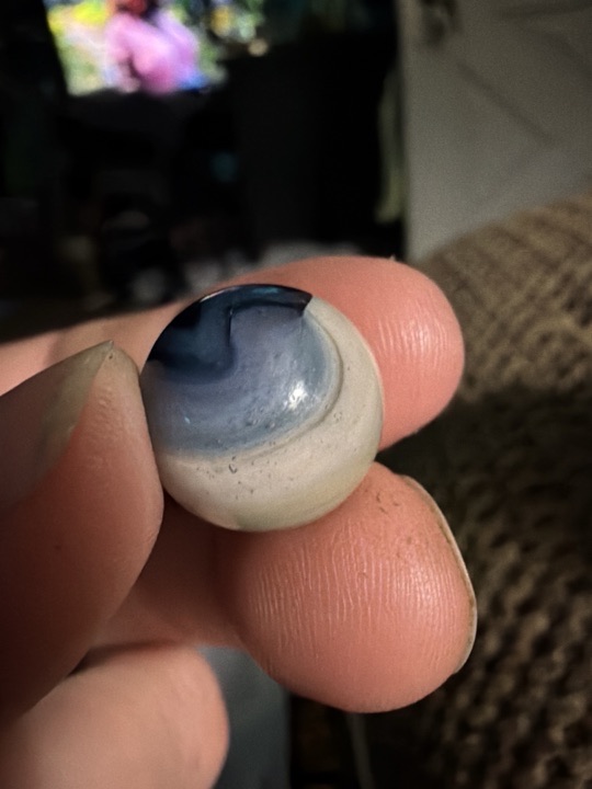 Blue Slag by Peltier Glass Company, identification view