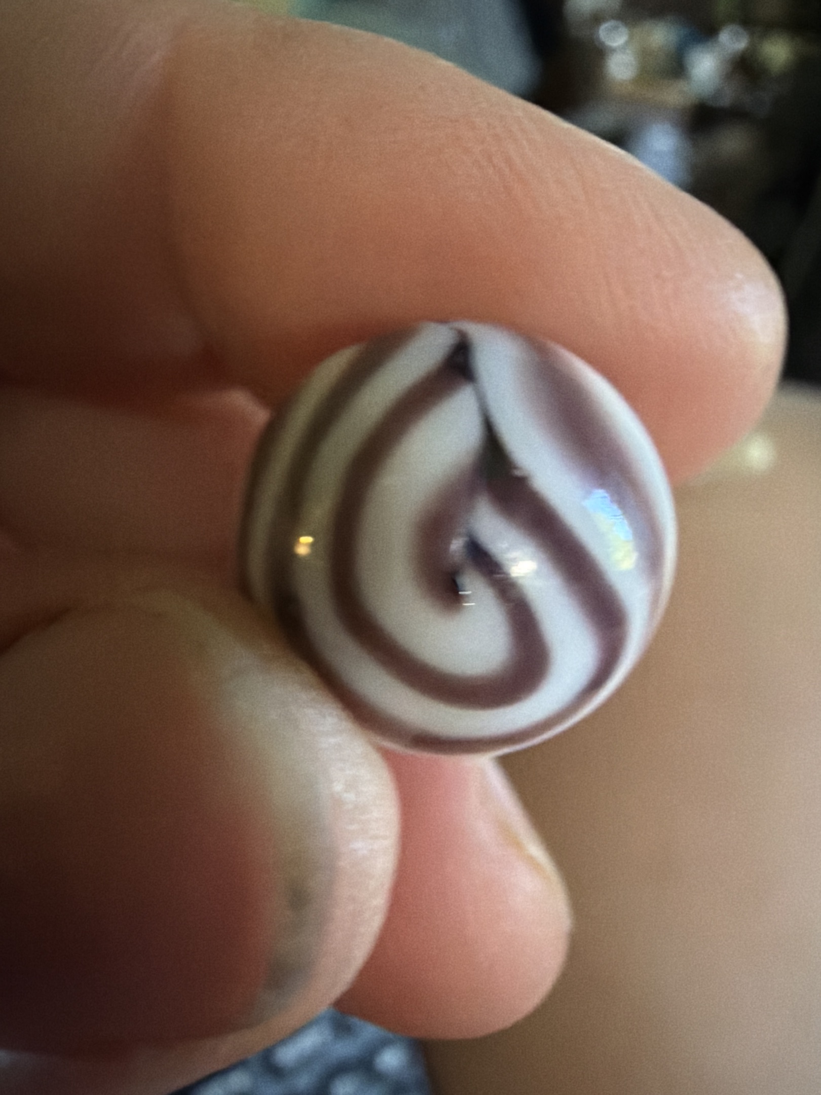 Purple Swirl / Amethyst Swirl by Alley Agate, identification view