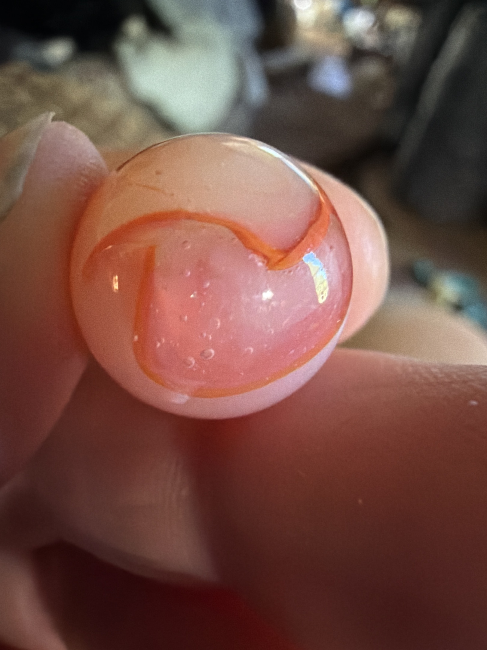 Peach Rainbo by Peltier Glass Company, identification view