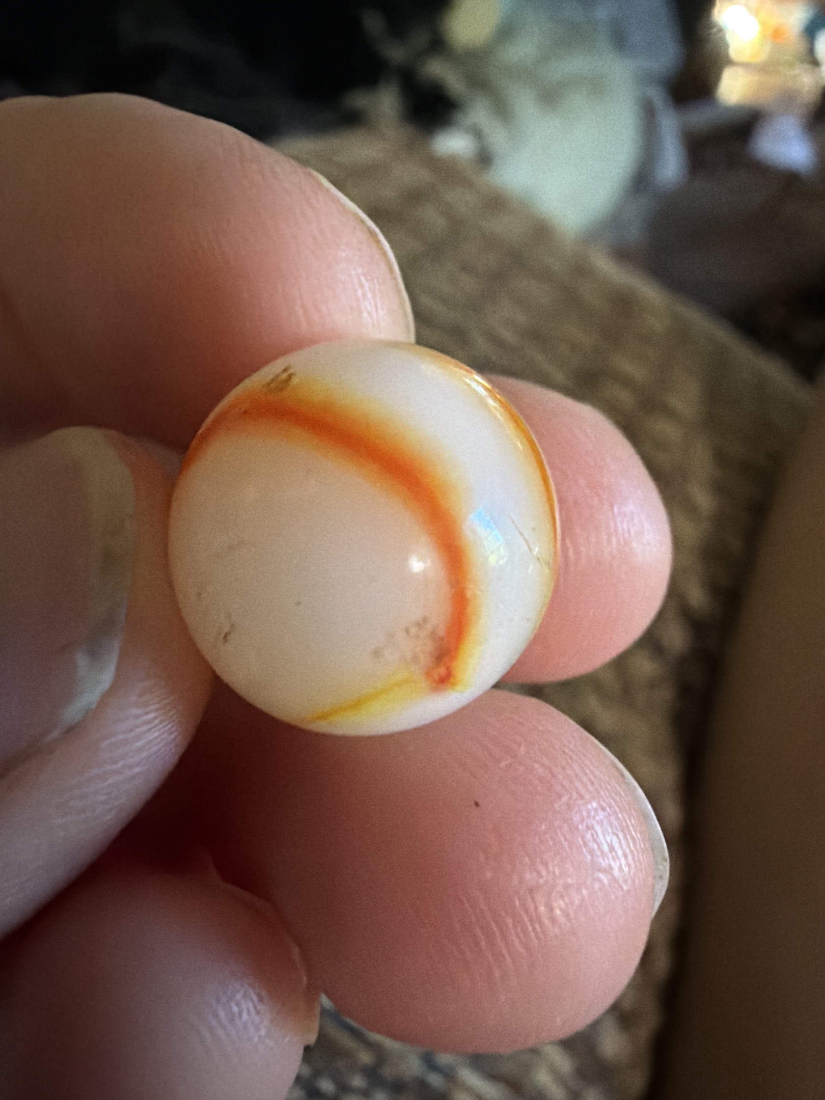 Orange Popeye by Akro Agate Company, identification view