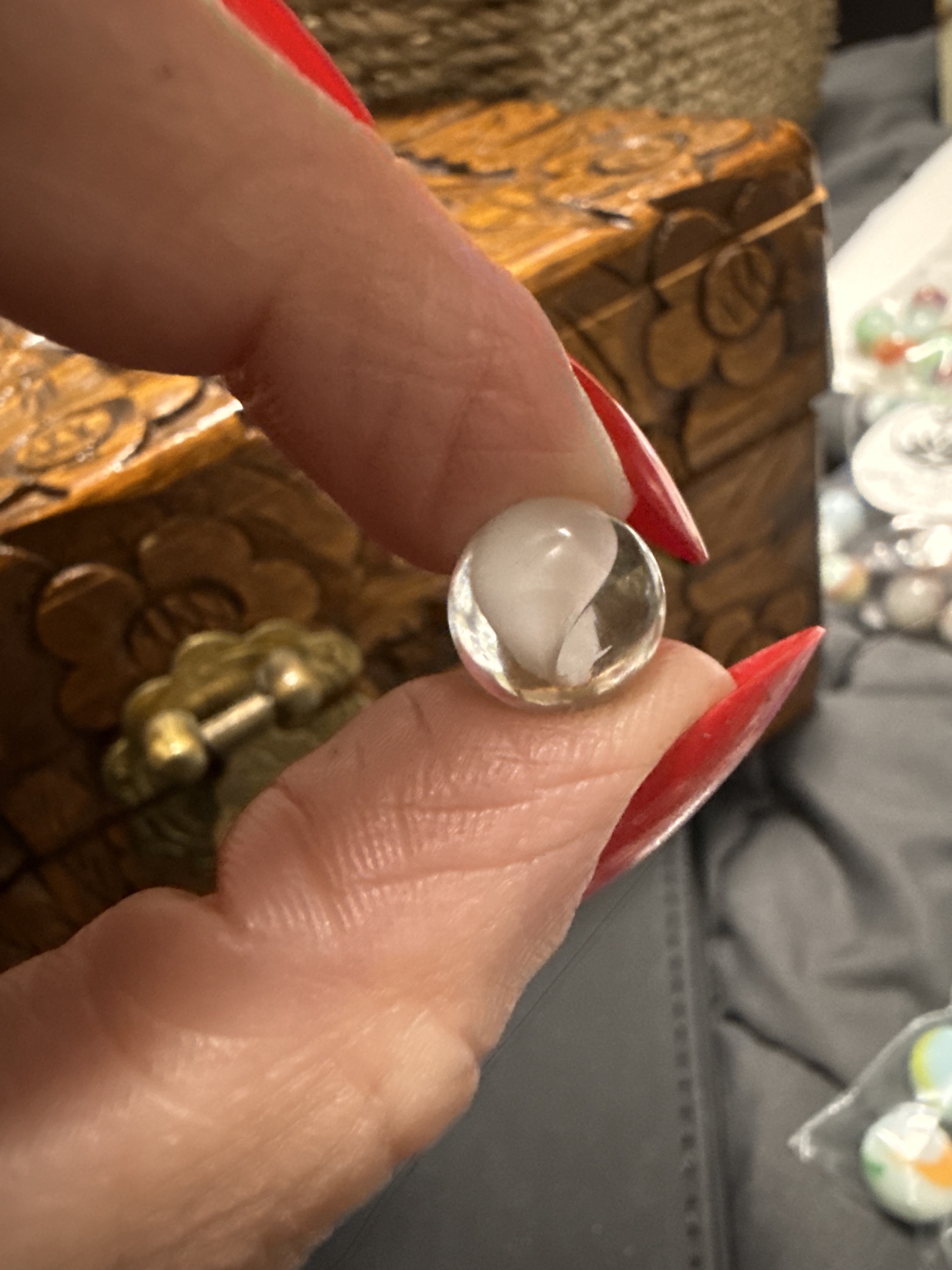 Single Vane White by Vitro Agate