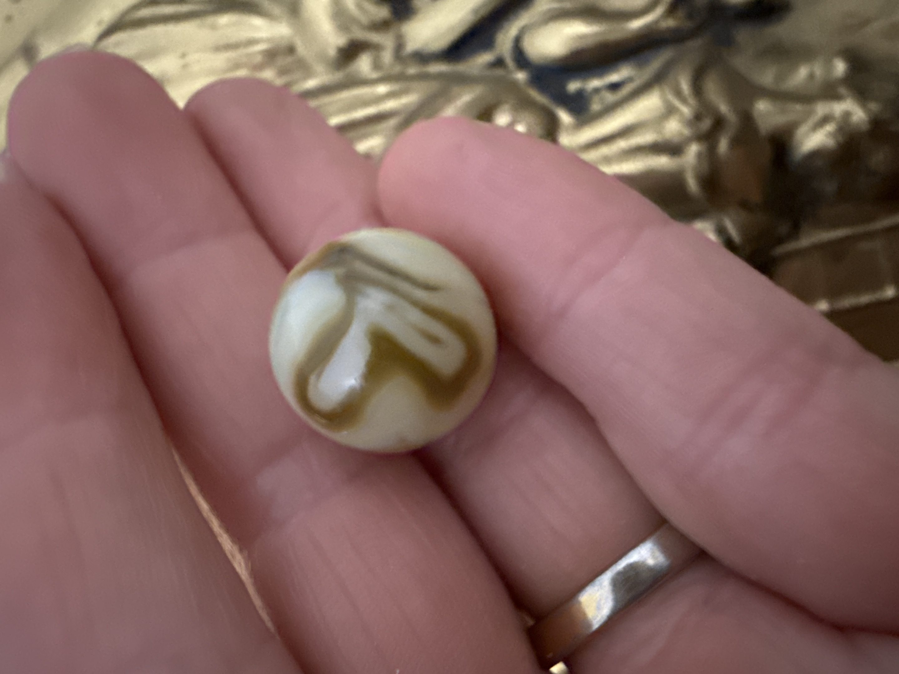 Prize Name (Cream & Tan) by Akro Agate Company