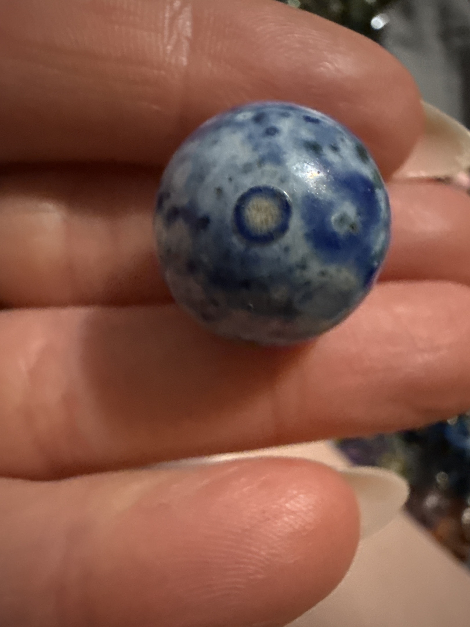 Dyed Alabaster / Dyed Banded Agate / Ceramic Mottled Bennington by German Handmade, identification view