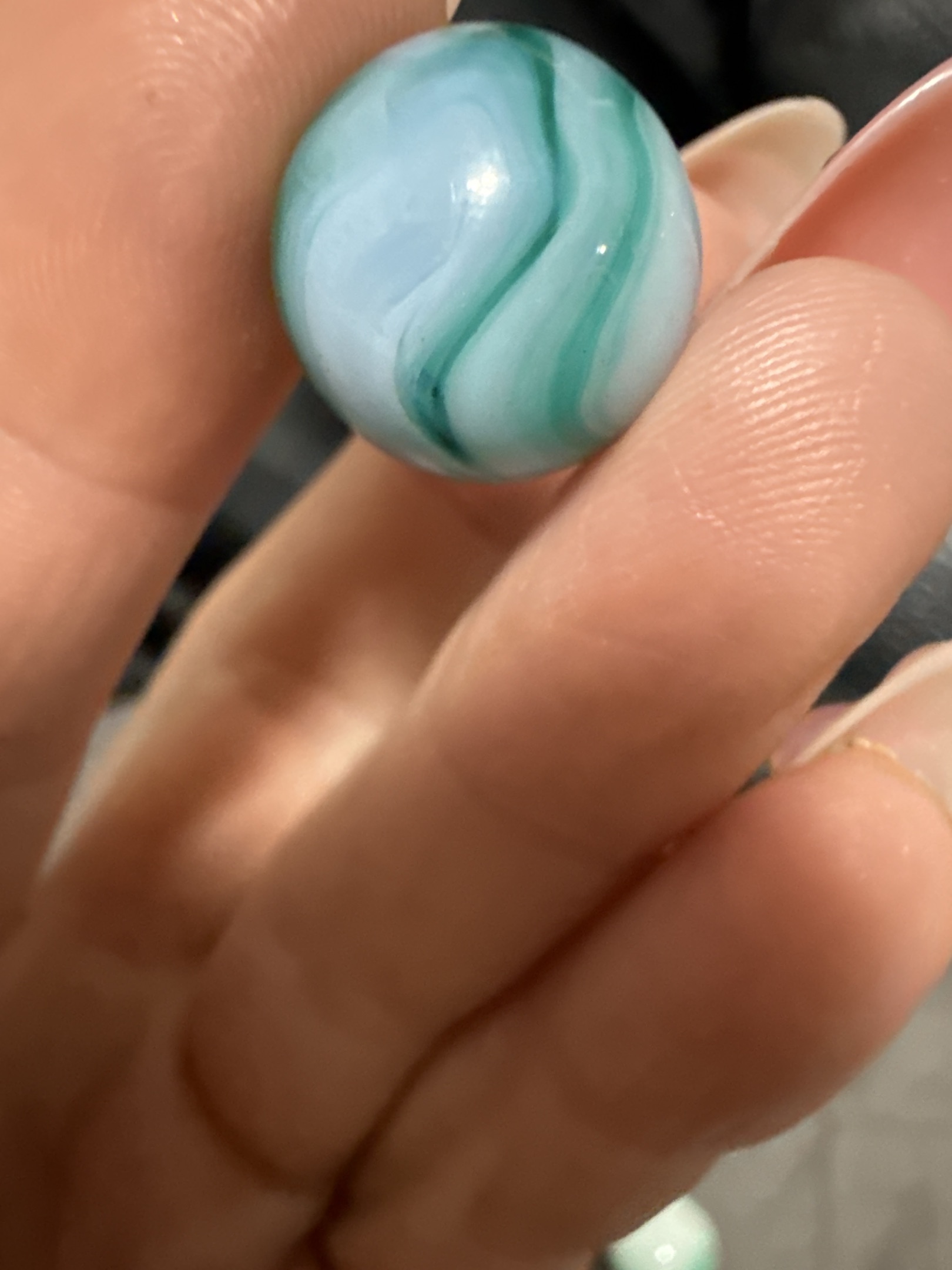Blue-Green Swirl by Alley Agate, identification view