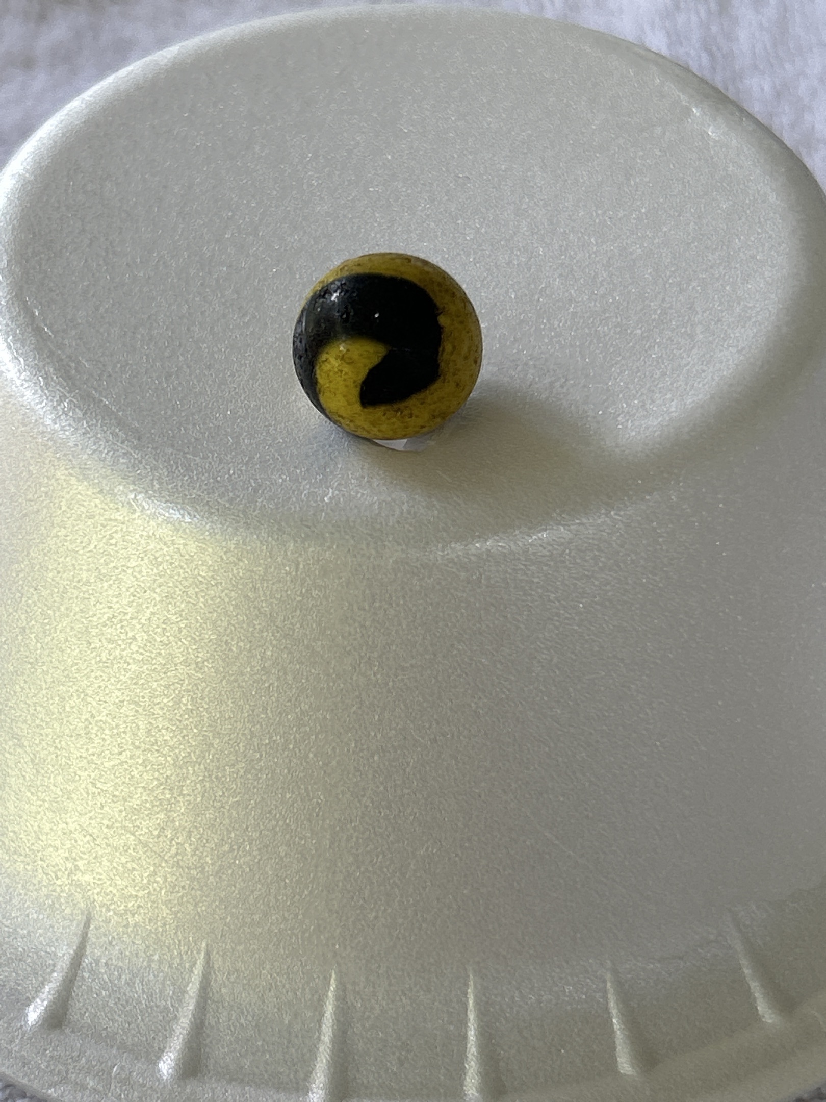 Bumblebee by Peltier Glass Company, identification view