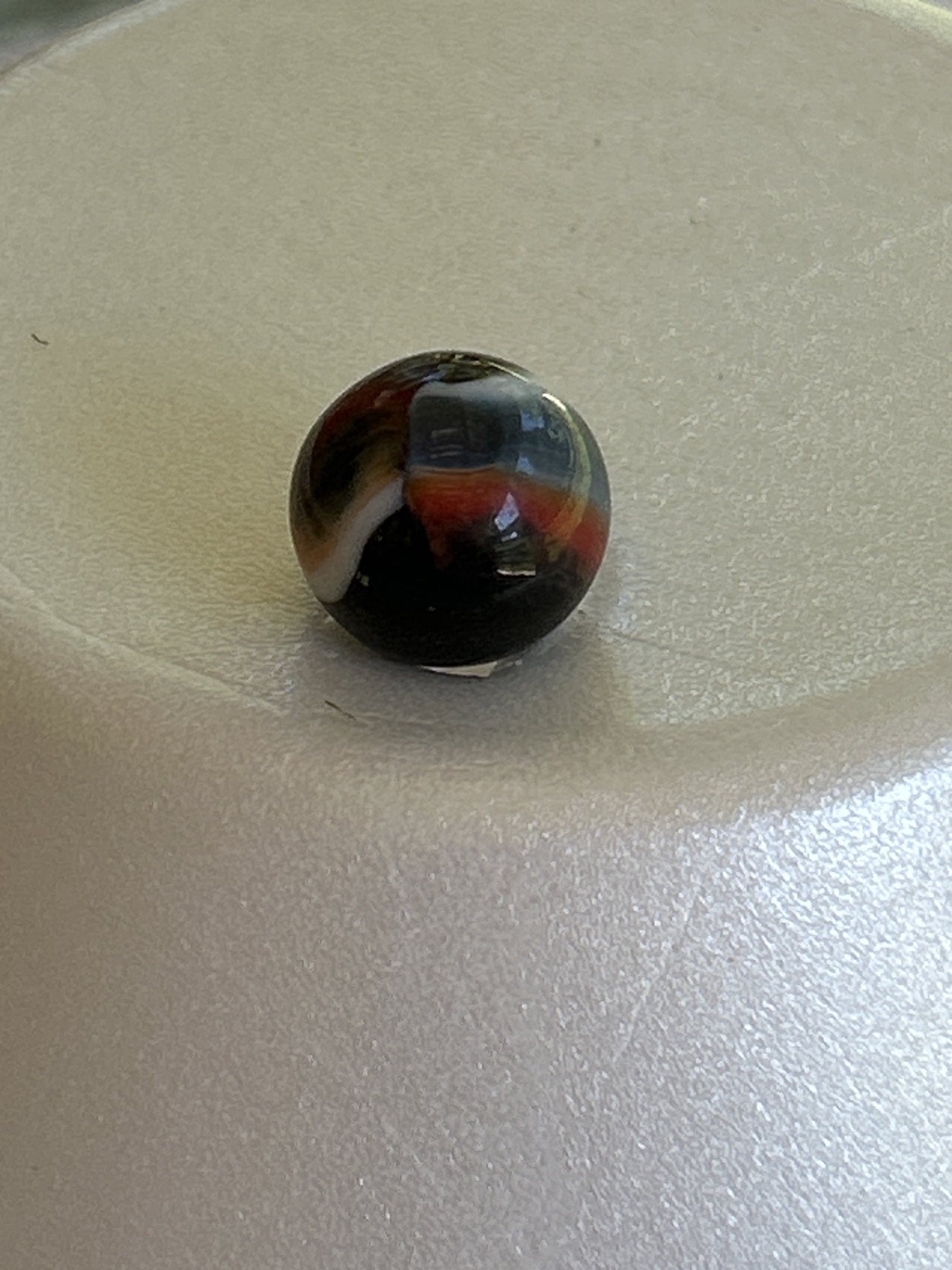 Liberty (Dark Variant) by Peltier Glass Company, identification view